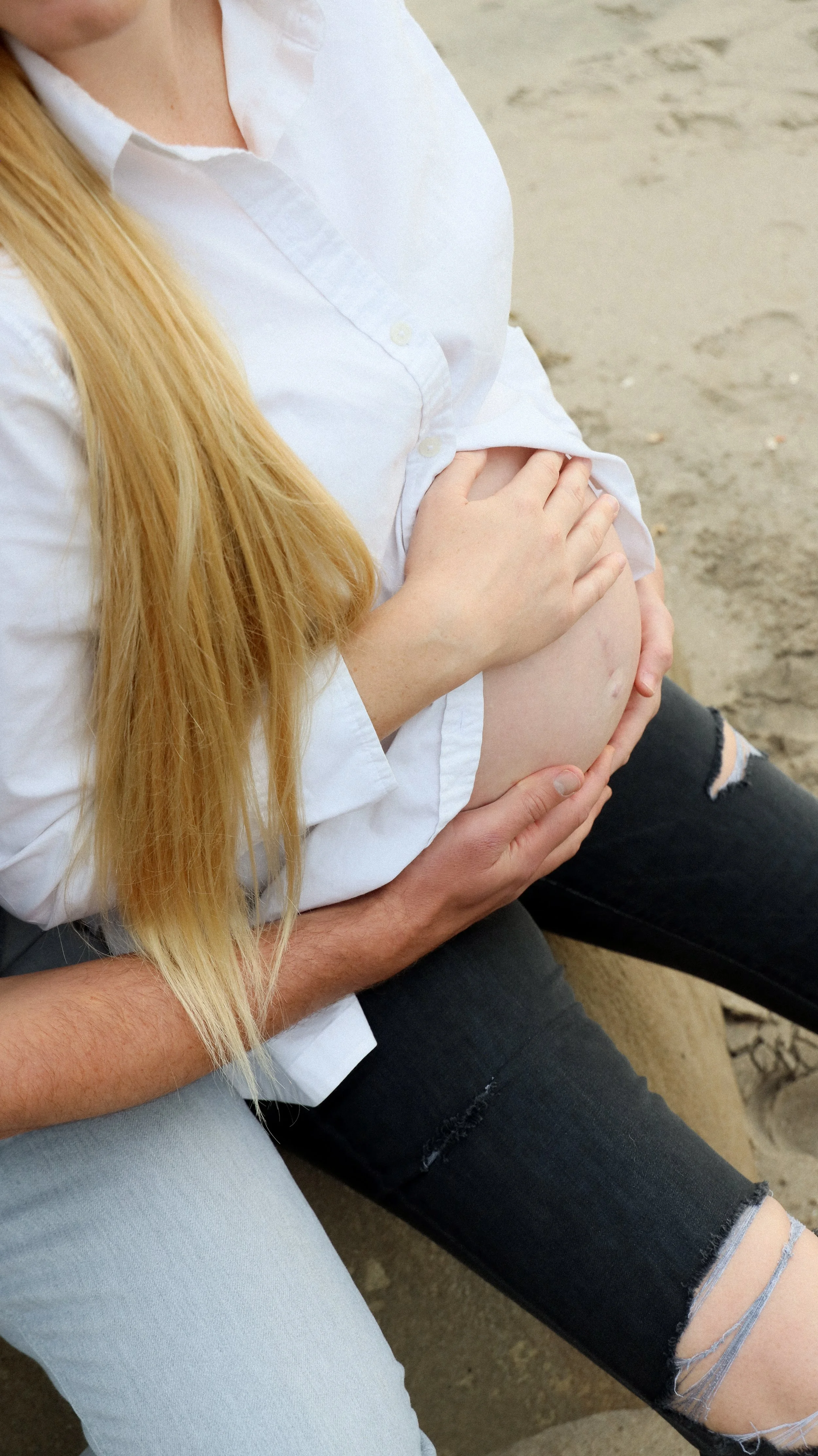 Santa Barbara Maternity Photography: Perlin Family's Precious Moments with Nicole Schmiedl