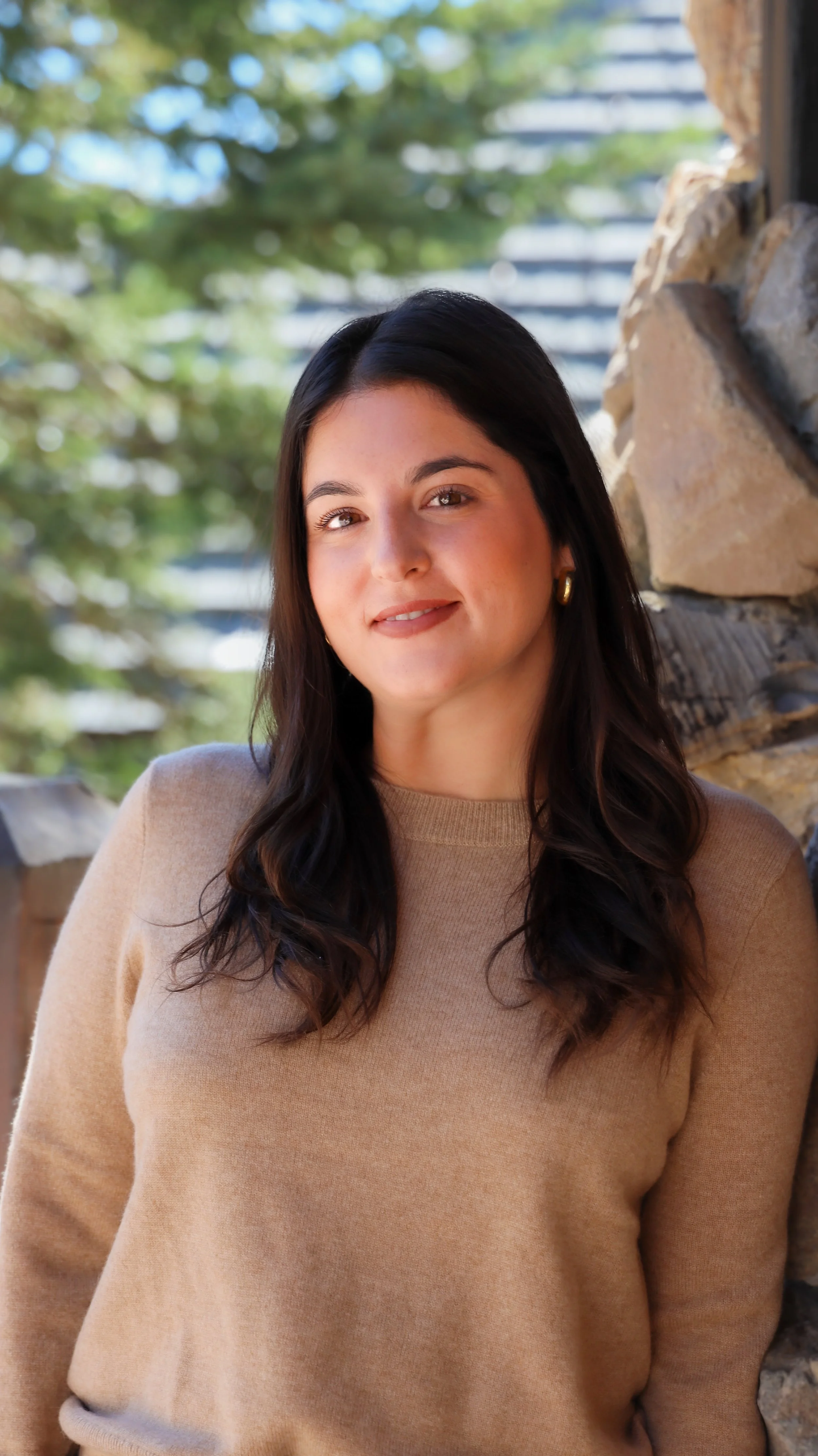 Ebru Altuner Kaufman, Founder of Apres Report, by Nicole Schmiedl Photography