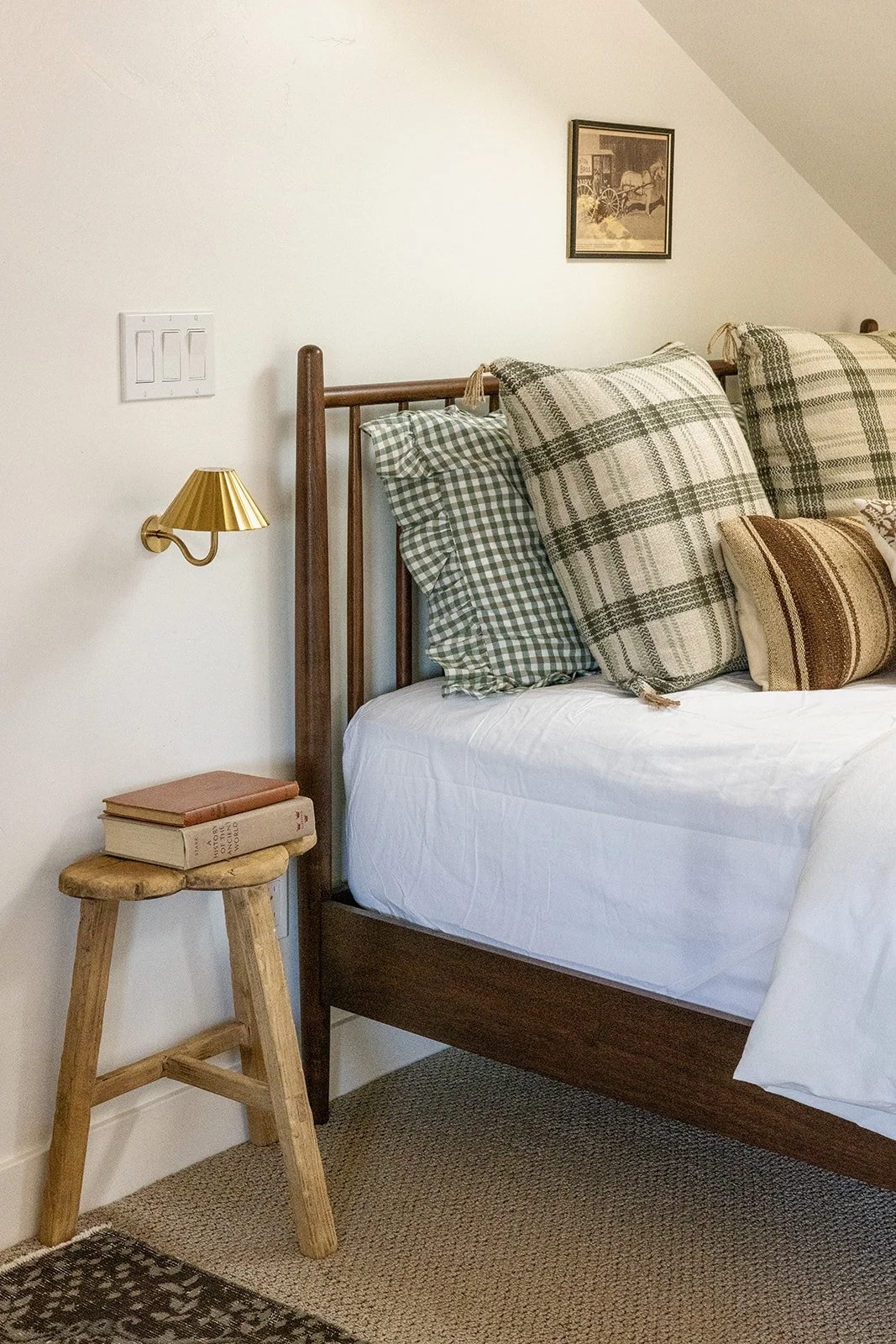 Studio_JL_Yellow Door_Nicole Schmiedl-124.jpg