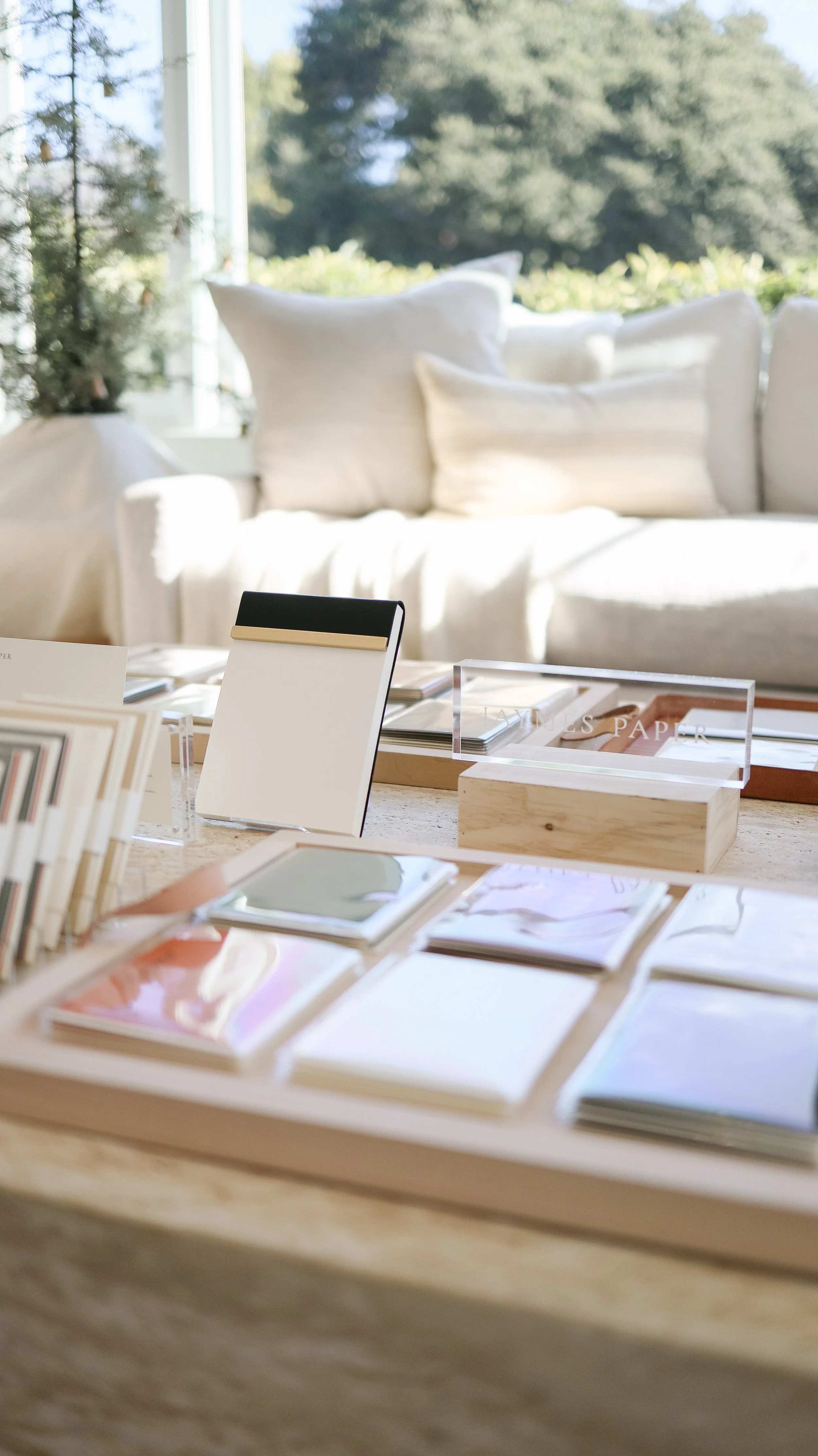 Jenni Kayne Holiday Market by Nicole Schmiedl