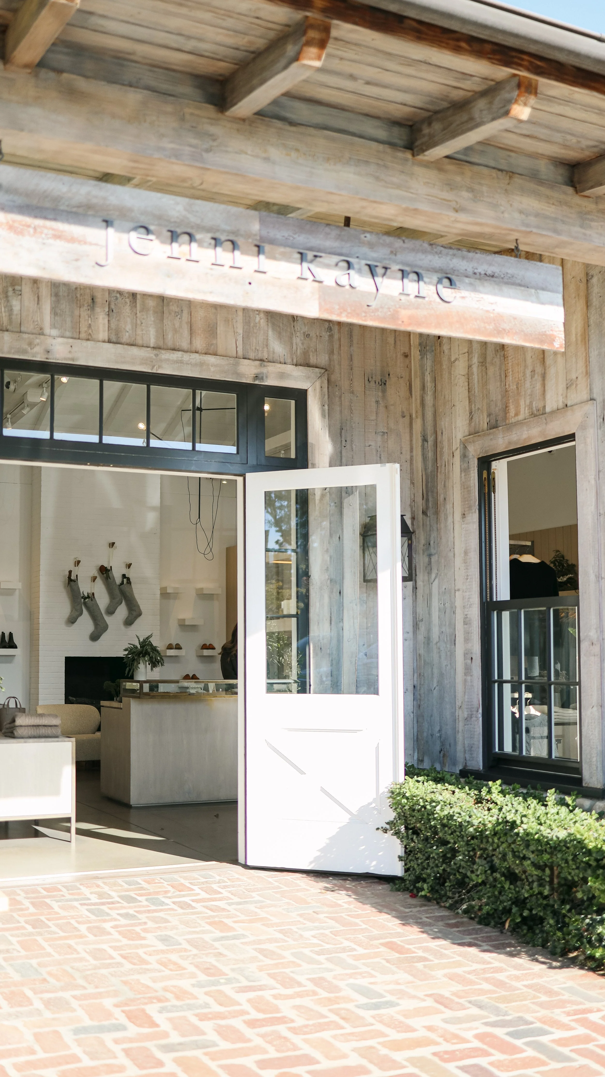 Jenni Kayne Holiday Market by Nicole Schmiedl