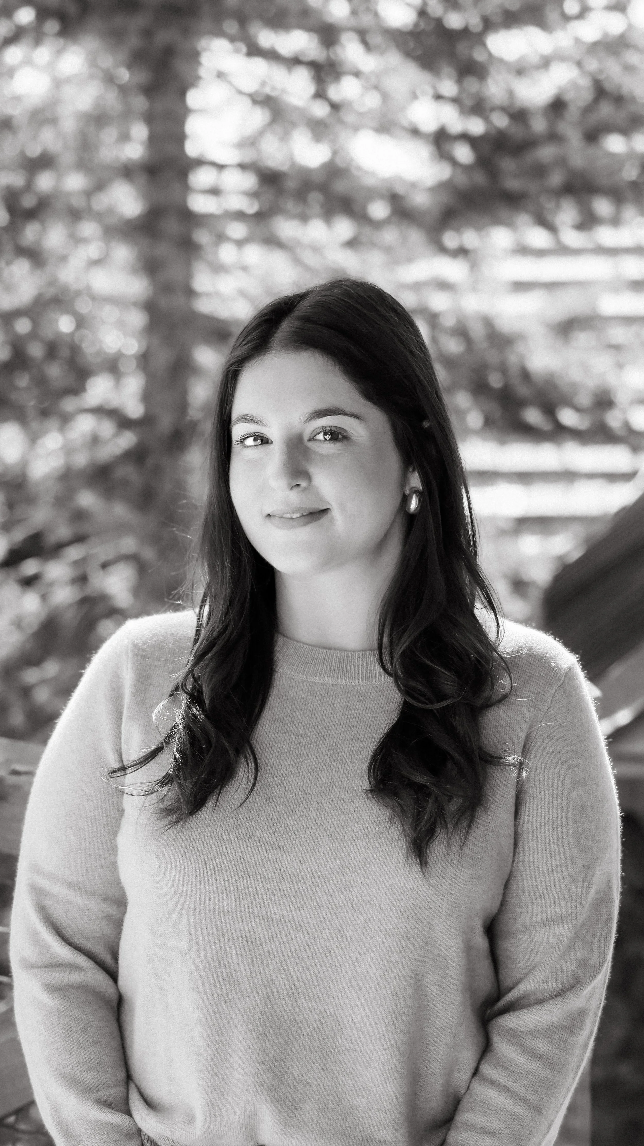 Ebru Altuner Kaufman, Founder of Apres Report, by Nicole Schmiedl Photography