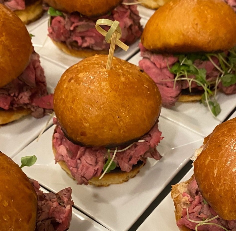 The European butter dinner rolls are made exclusively for Roosevelt Library by La Panderia.