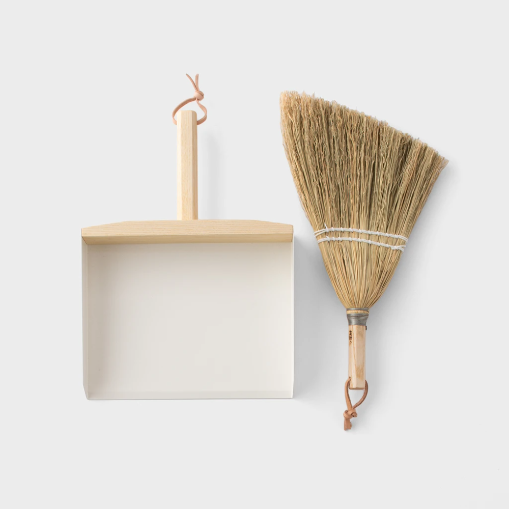 HANDBROOM &amp; DUSTPAN