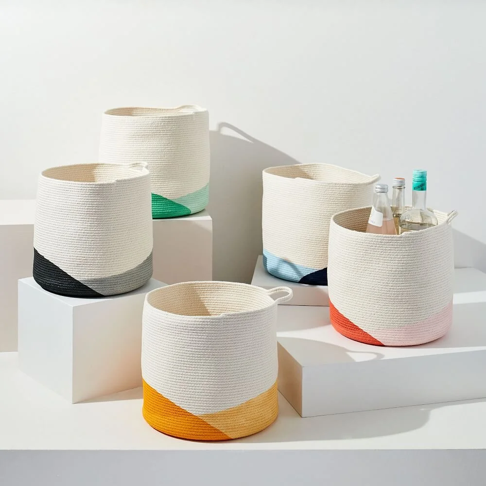 WOVEN BUCKET BASKET