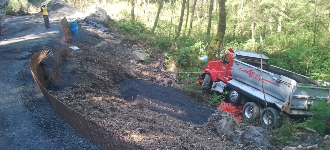 HISTORIC COLUMBIA RIVER HIGHWAY SPILL