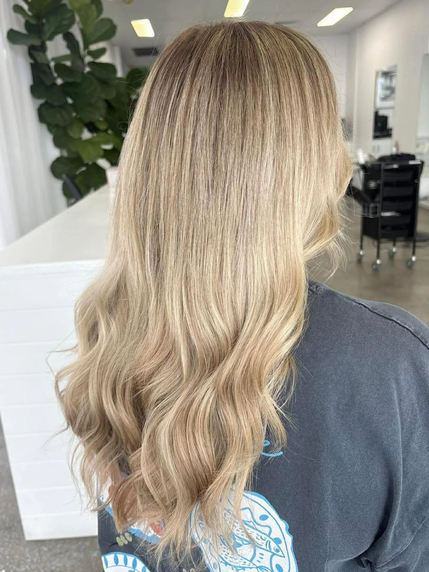 Here&rsquo;s the perks of booking with an apprentice👇🏽

Booking with an apprentice is honestly such a hidden gem. Extra time, one on one experience, fresh ideas and so much attention to detail because they&rsquo;re focused on learning every step pe