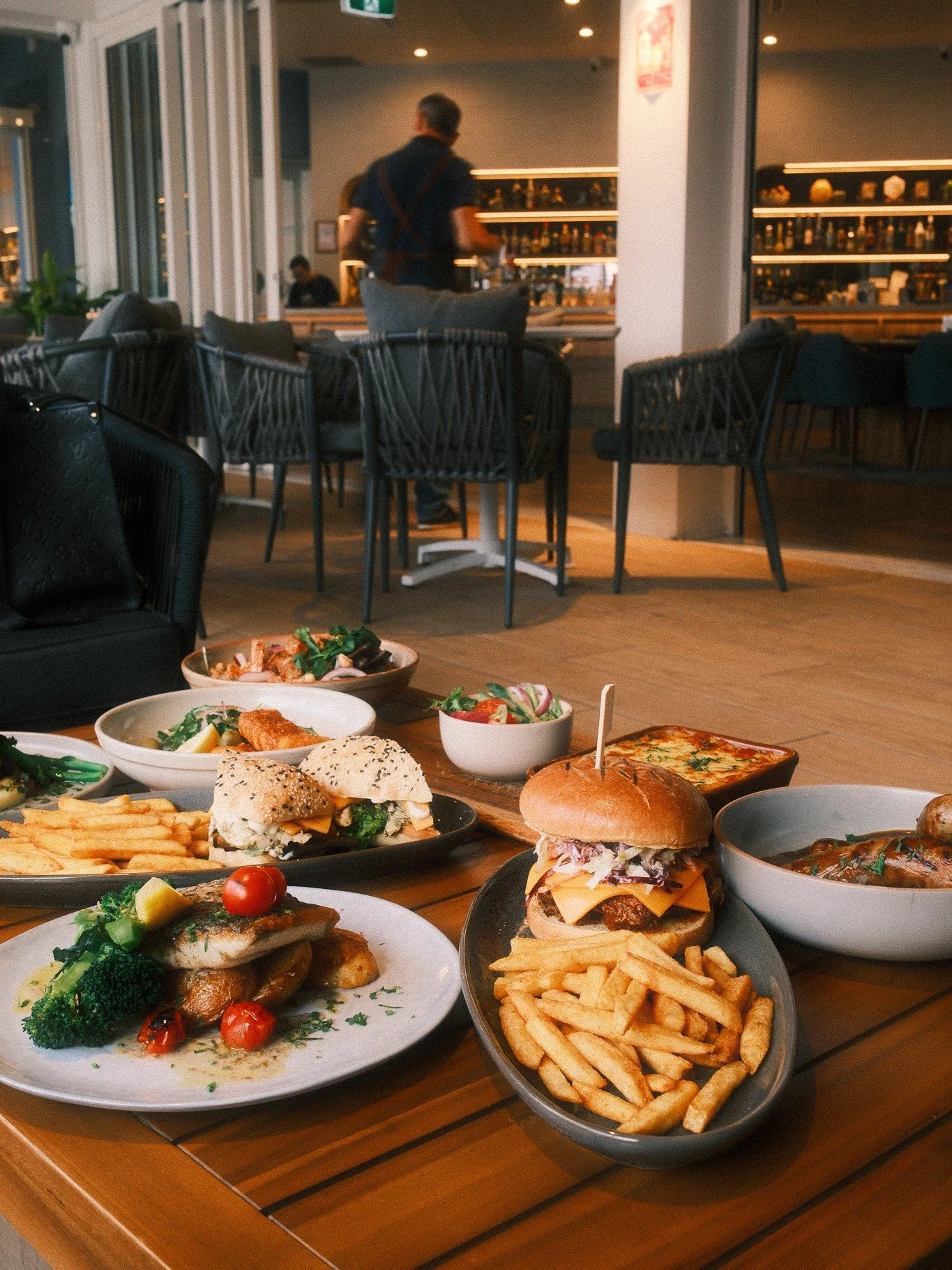 FOOTTYYY 🏉🔥

Bulldogs vs Crows | Thursday
Port vs Sydney Swans | Saturday

Grab your favourite feed and enjoy Siren to Siren Happy Hour 🍻