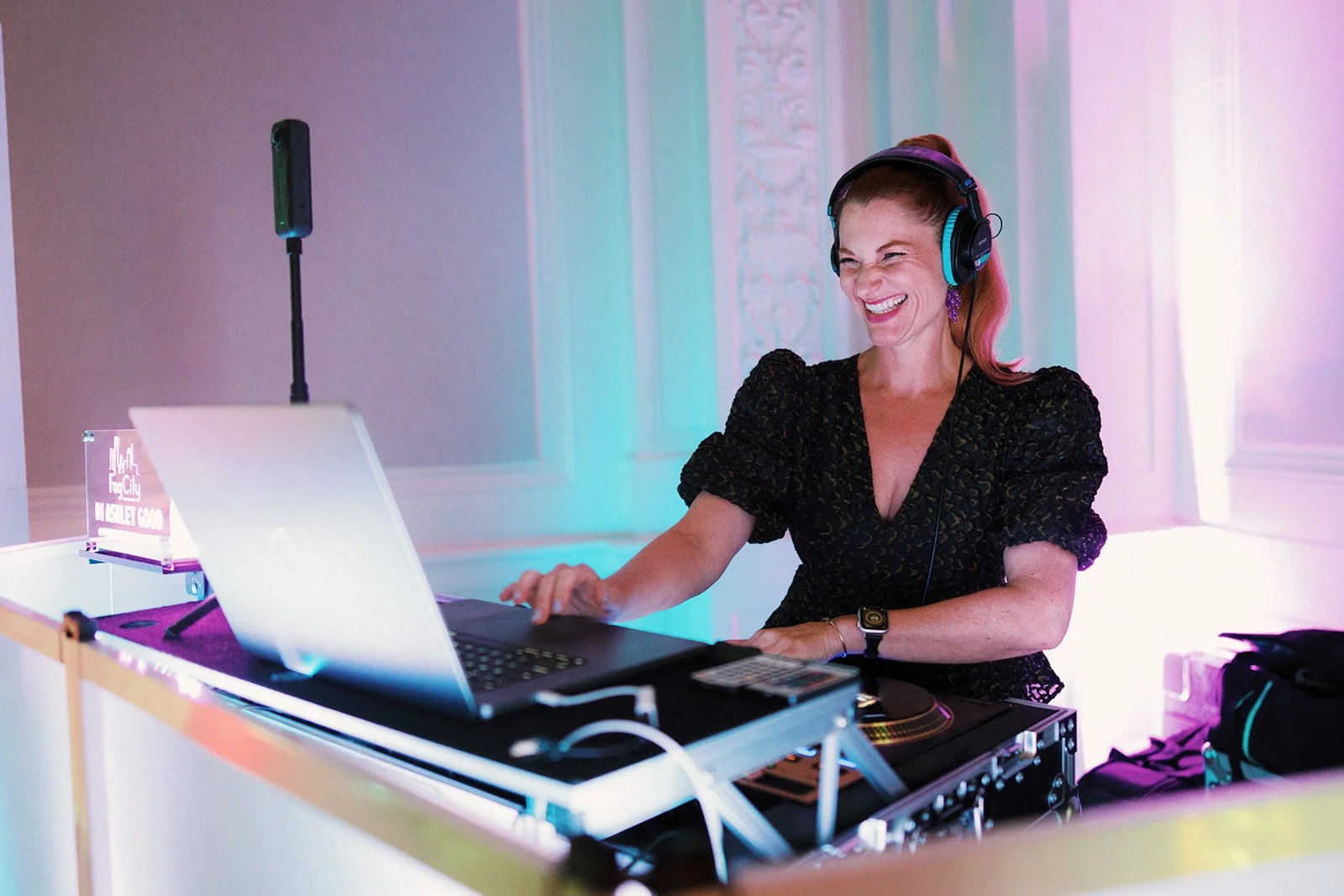 Fog City Entertainment_Flood Mansion Wedding00014.jpg