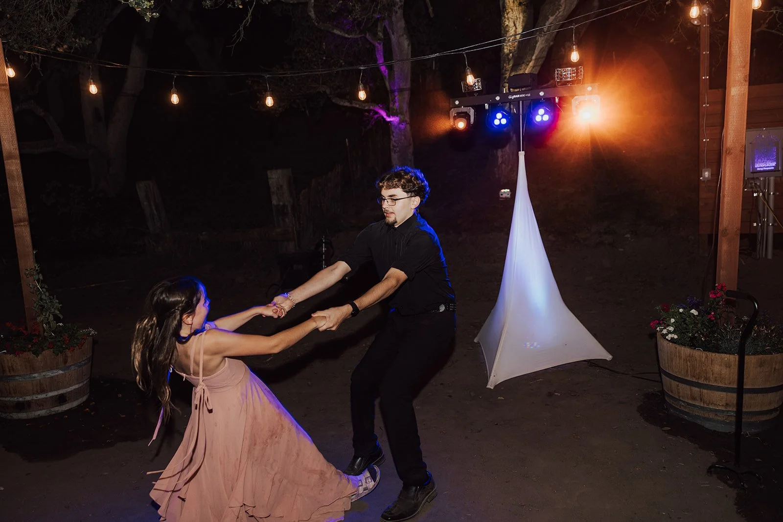 THEDELAURAS_THEMACDONALDFARM_WEDDING_MICHAEL_DANIEL1579.jpg