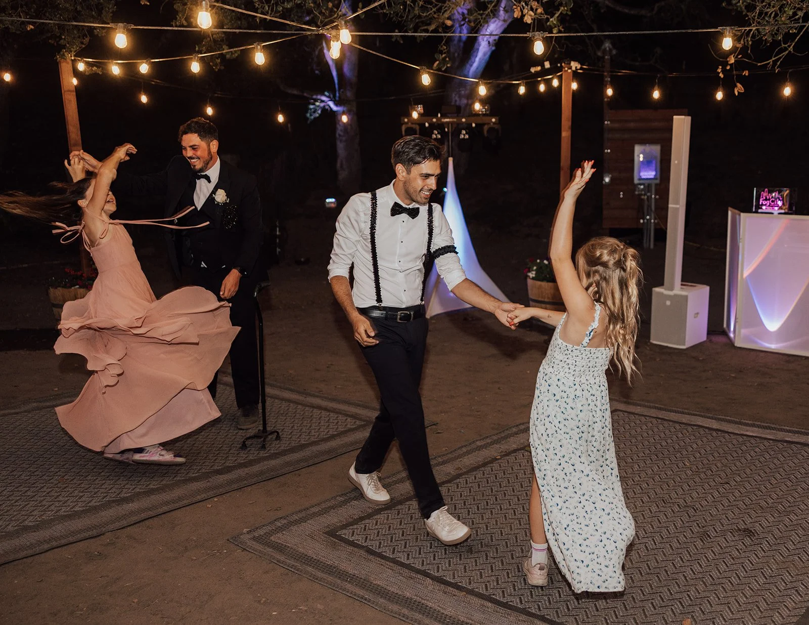 THEDELAURAS_THEMACDONALDFARM_WEDDING_MICHAEL_DANIEL1500.jpg