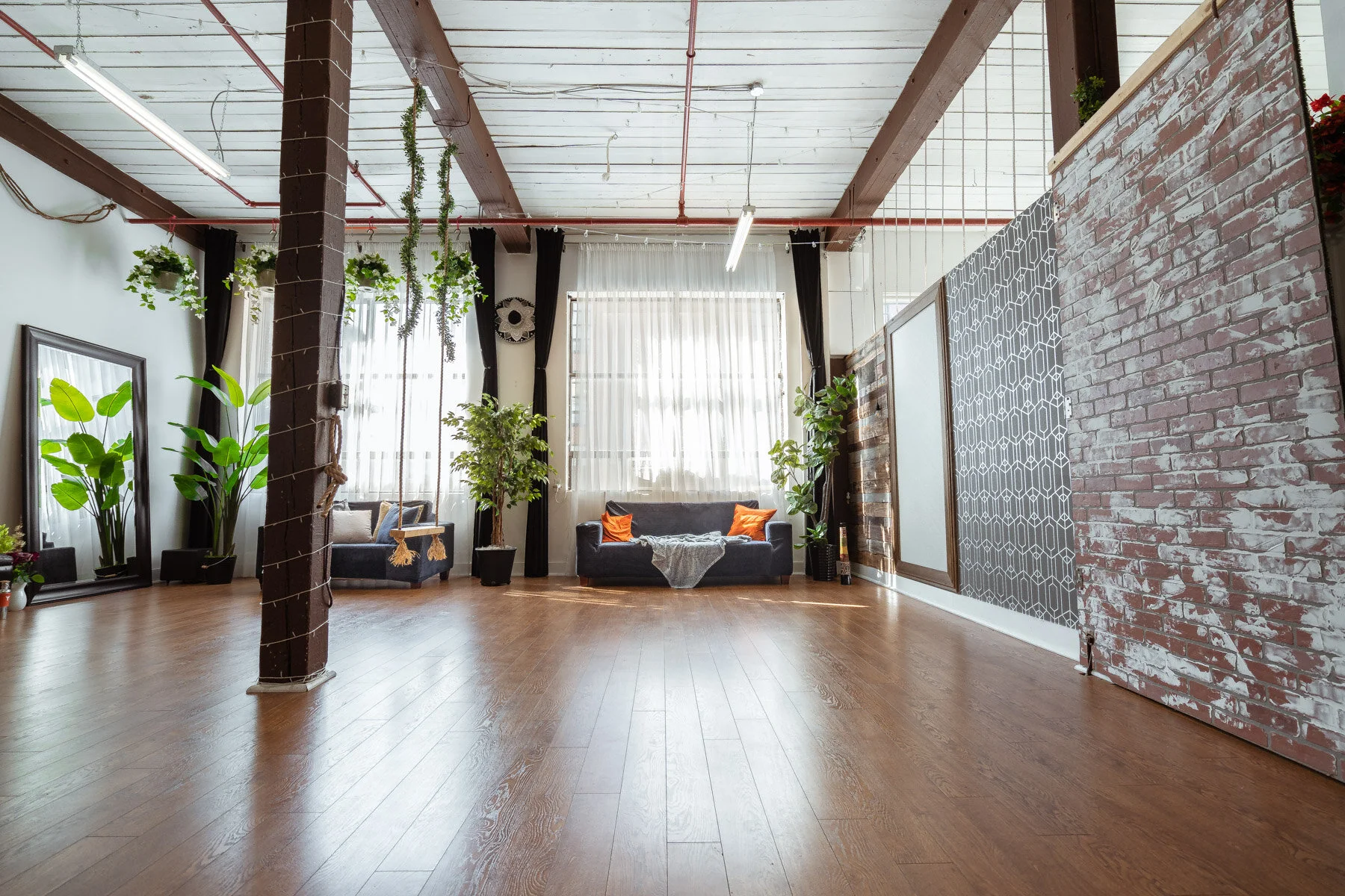 That Toronto Studio Best Photo Studio Rental (99+)