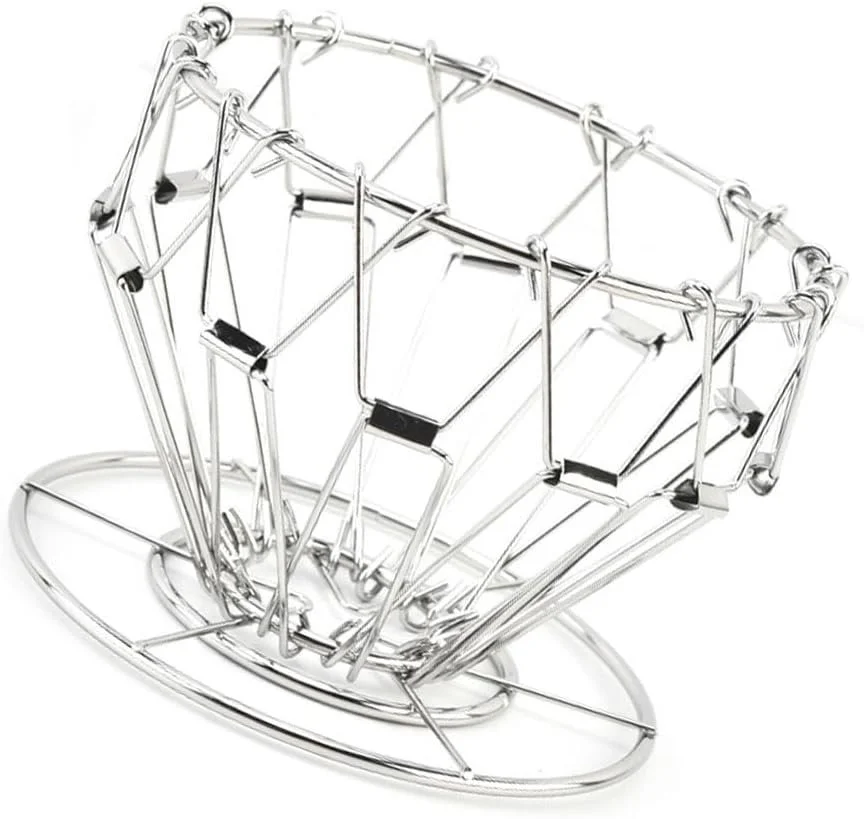 POUR-OVER
This was a really fun little find... It's the perfect collapsible coffee dripper. I keep cleanup simple with disposable paper filters that I can just toss when I'm done. 