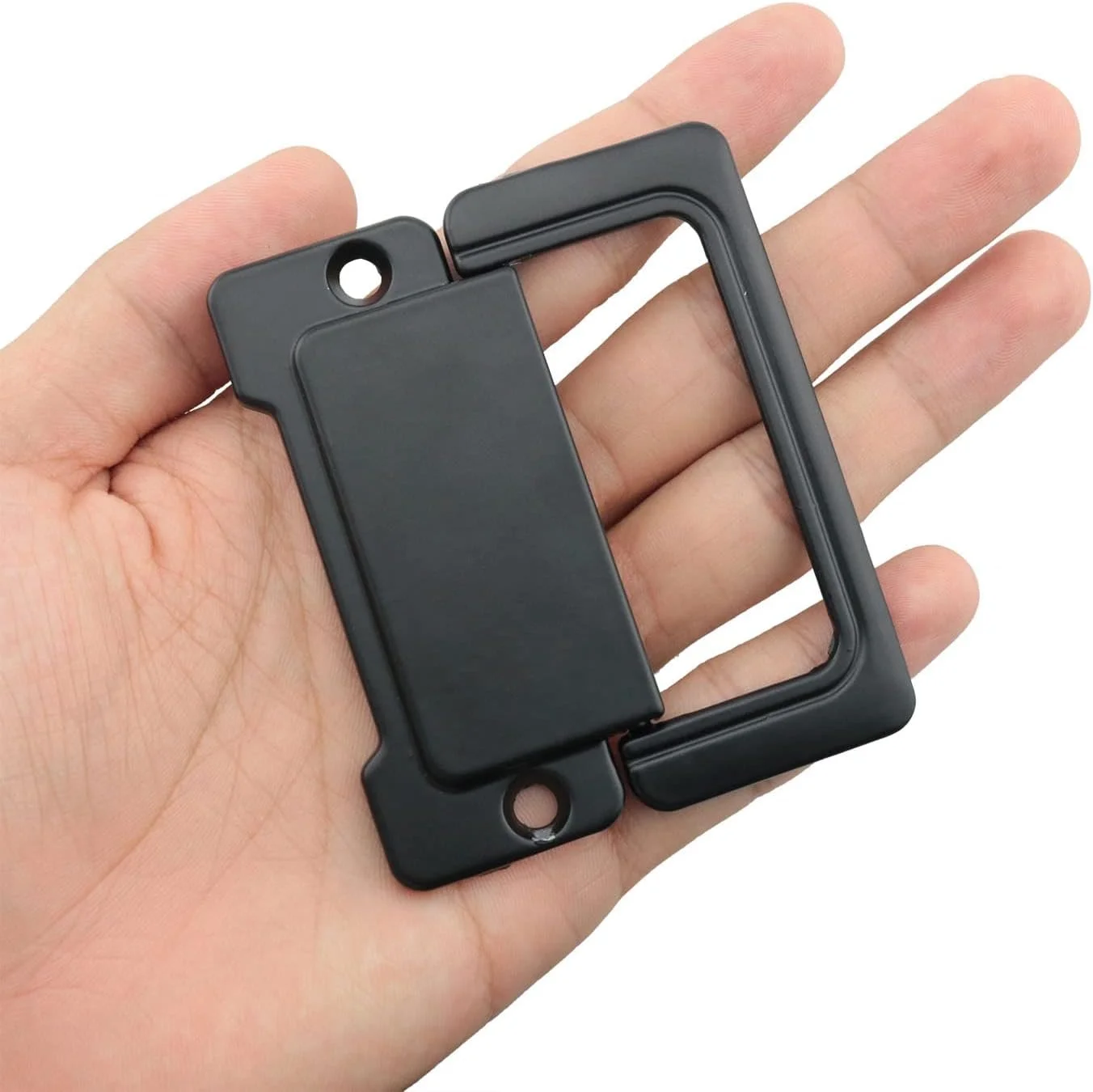 DRAWER PULLS
Low-profile drawer pulls for the narrow clearance between your drawer fronts and tailgate. 