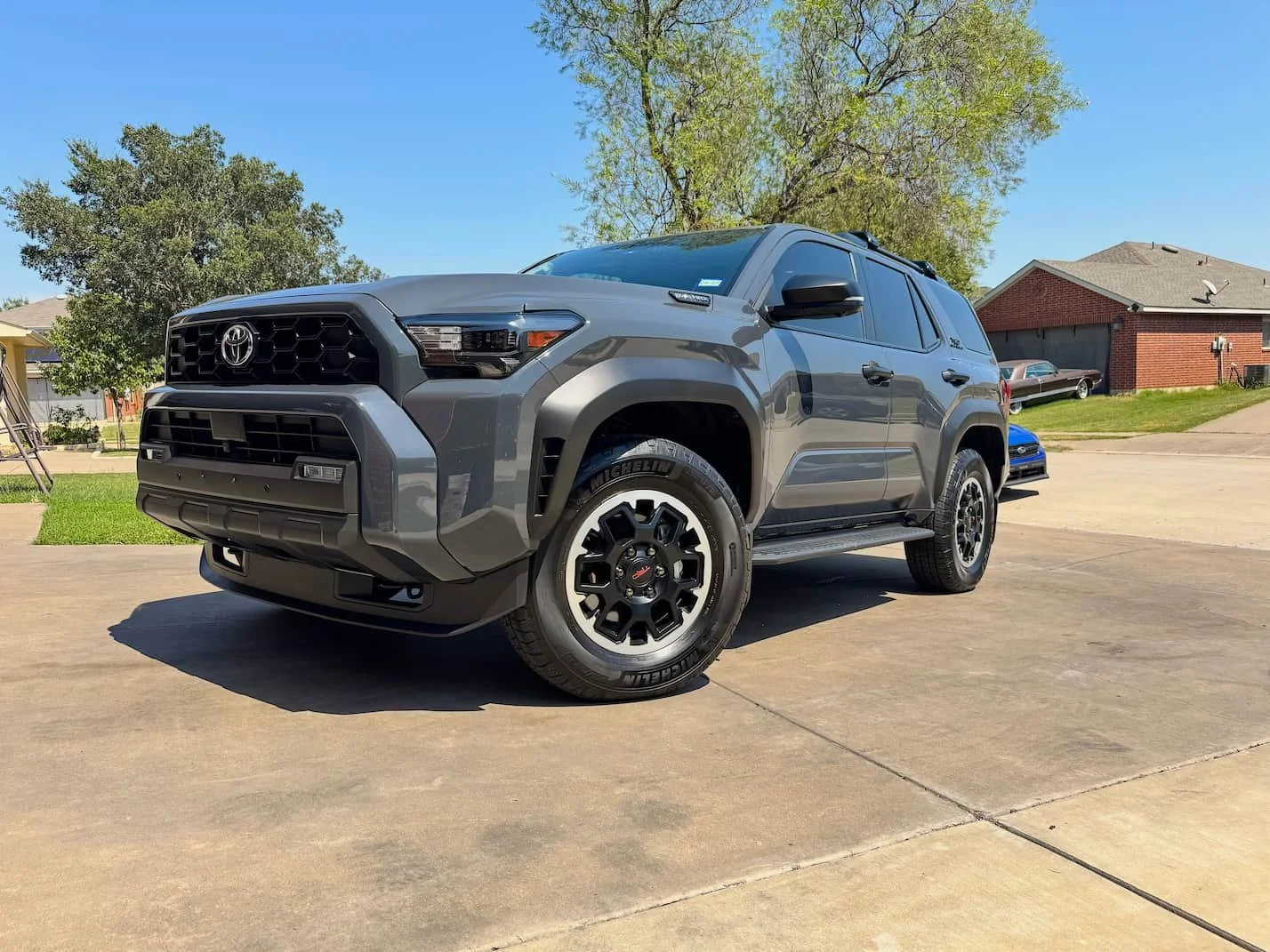 Ceramic coating Fort Worth Texas Toyota 4Runner with 5-7 year graphene coating. 