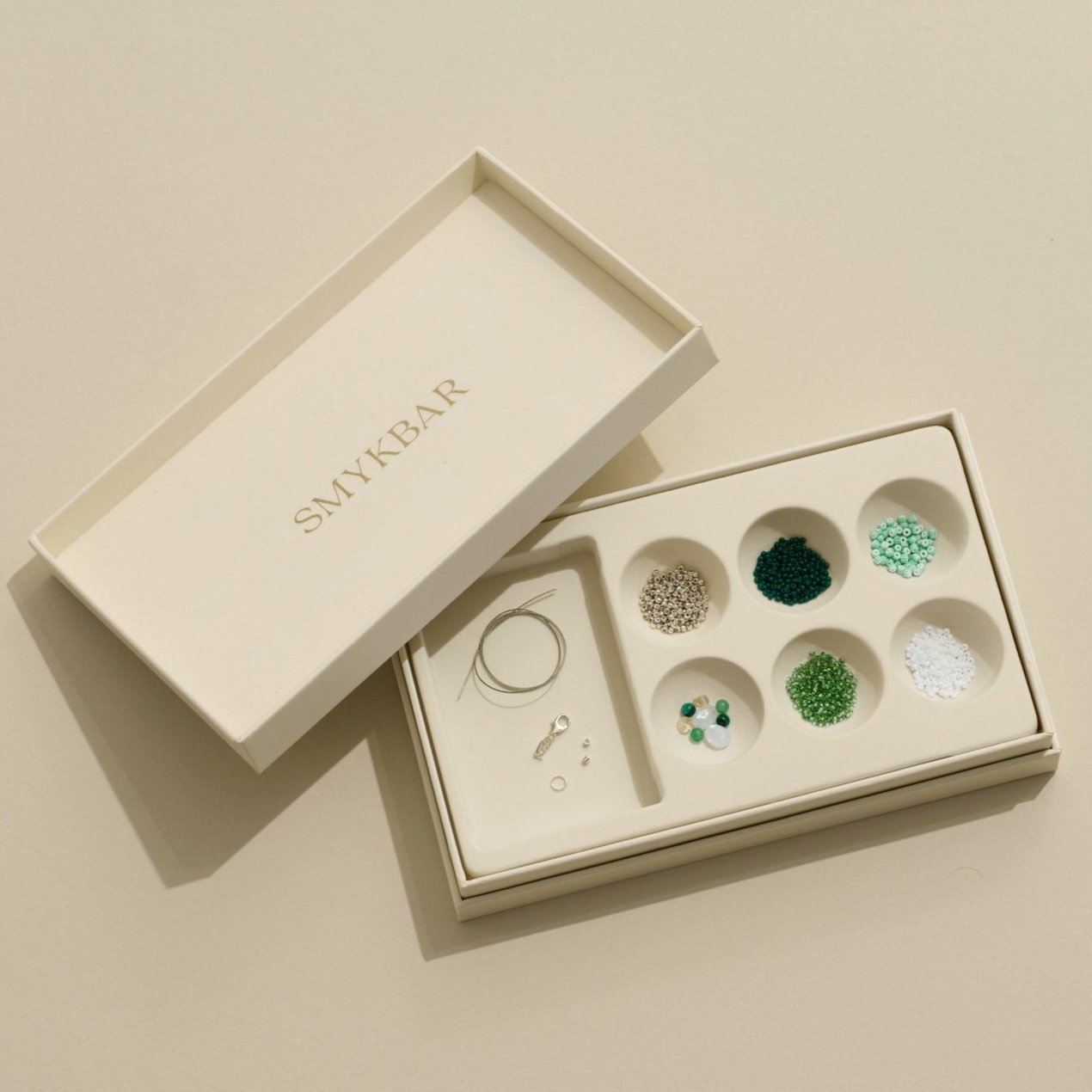 green_armba%25CC%258And_s%25C3%25B8lv.jpg