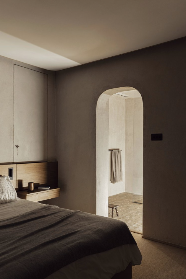 Wave Residence Bedroom by fourteen am