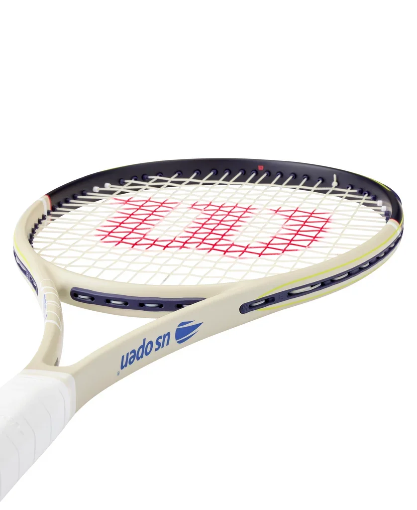 WR215811U_4_BLADE_98_16x19_v10_US_OPEN_2026_FRM_Blue_Beige.png.high-res_1024x1024.webp