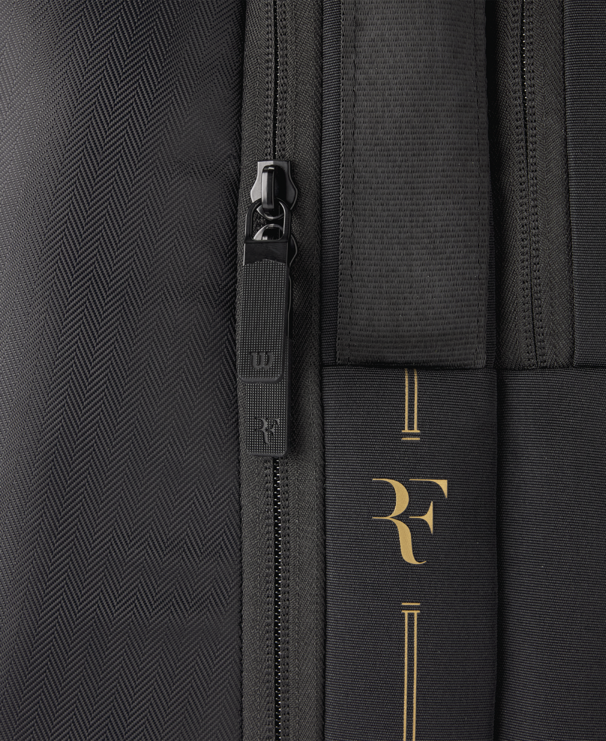 WR8048701_11_RF_TENNIS_BACKPACK_LAVER_CUP_2025_Black_Gold.png