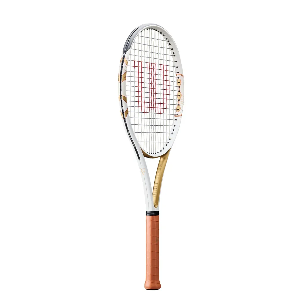 WR217411U_1_RF_01_HALL_OF_FAME_White_Gold_Red.png.high-res_1024x1024.webp