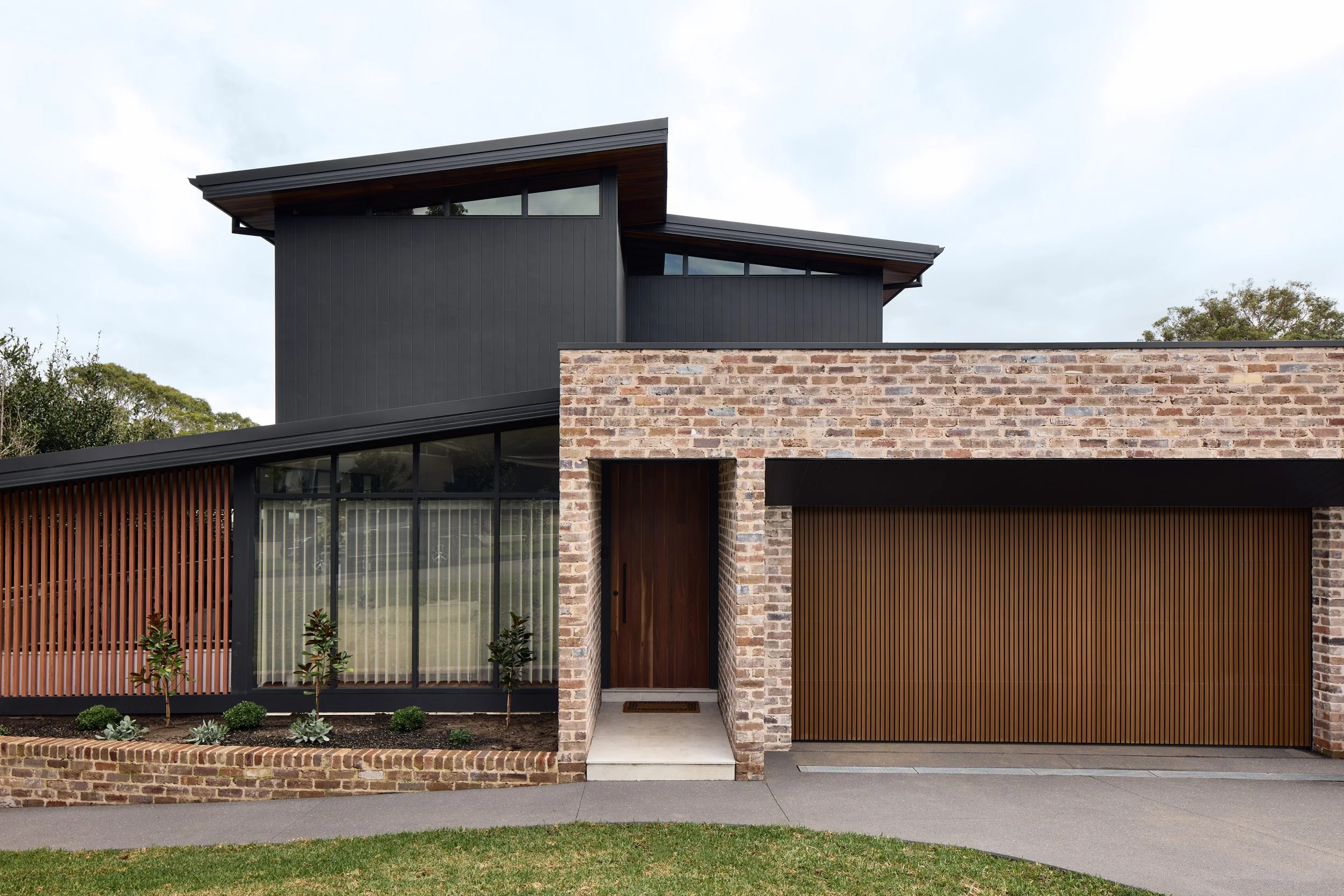 Caringbah alterations and additions. Major renovation in Caringbah NSW