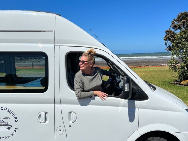 While most of us are back in the office today, lucky Fleur is currently hanging out with curator Aim&eacute;e Ralfini @artache_nz on the very first journey along the brand new Coastal Arts Trail. This self-driving art-lovers' tour is a joint venture 