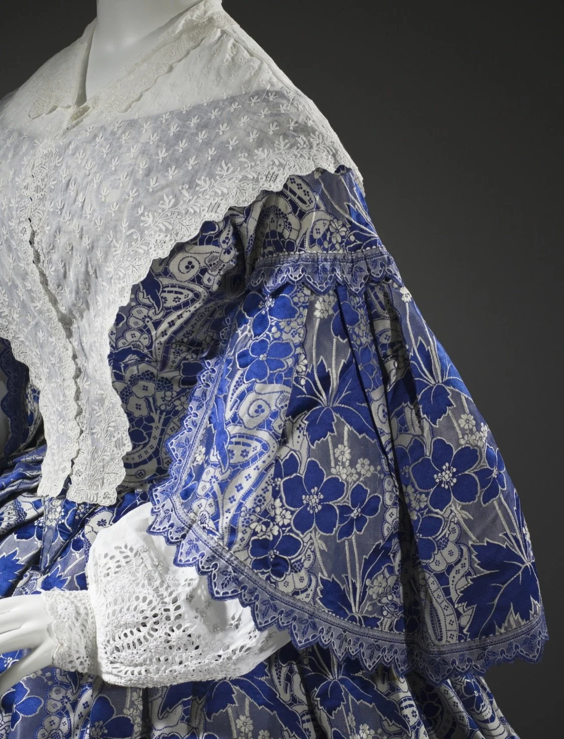 This remarkable collar (almost a pelerine really), dates to between 1845&ndash;1850 and now resides in the collection of the Los Angeles County Museum of Art. It is formed from plain weave muslin and has been entirely hand embroidered. 

Spread acros