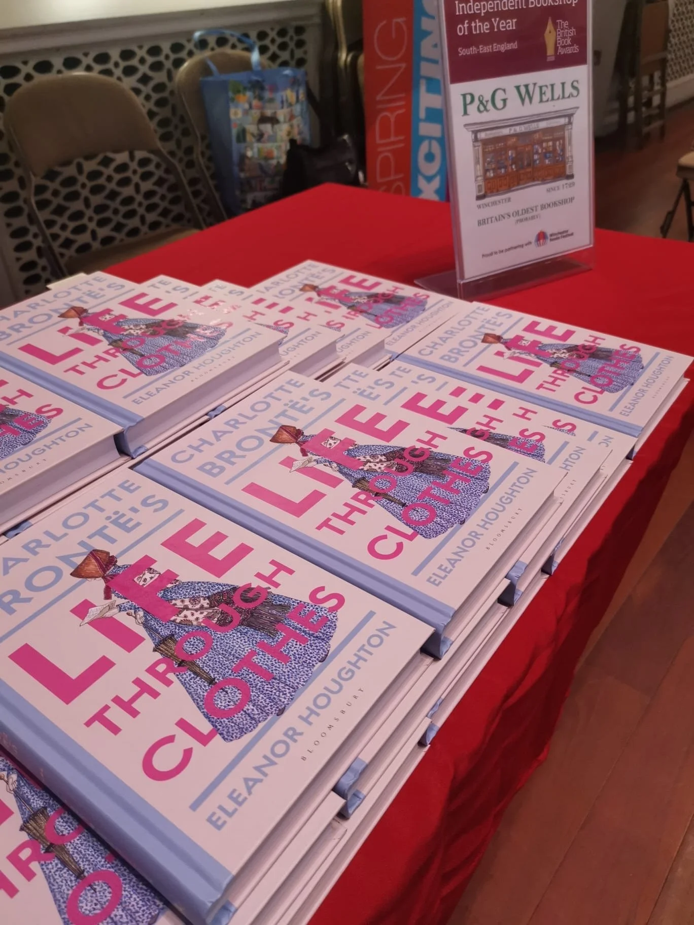 Great fun was had at yesterday&rsquo;s @winchester_books_festival. I had the tremendous pleasure of chatting with Gillian Dow, Associate Prof @englishatsoton about &lsquo;Charlotte Bront&euml;&rsquo;s Life Through Clothes&rsquo;. We covered everythin