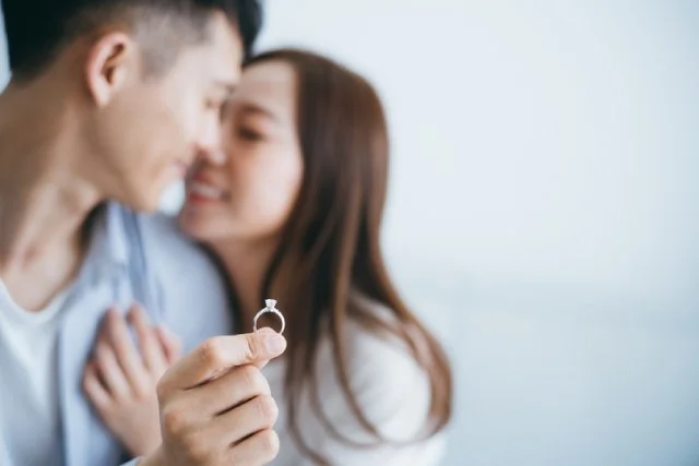 What To Expect When Creating Your Custom Engagement Ring