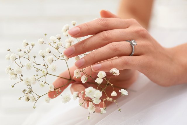 Tips for Buying an Engagement Ring, Plus an Amazing Giveaway