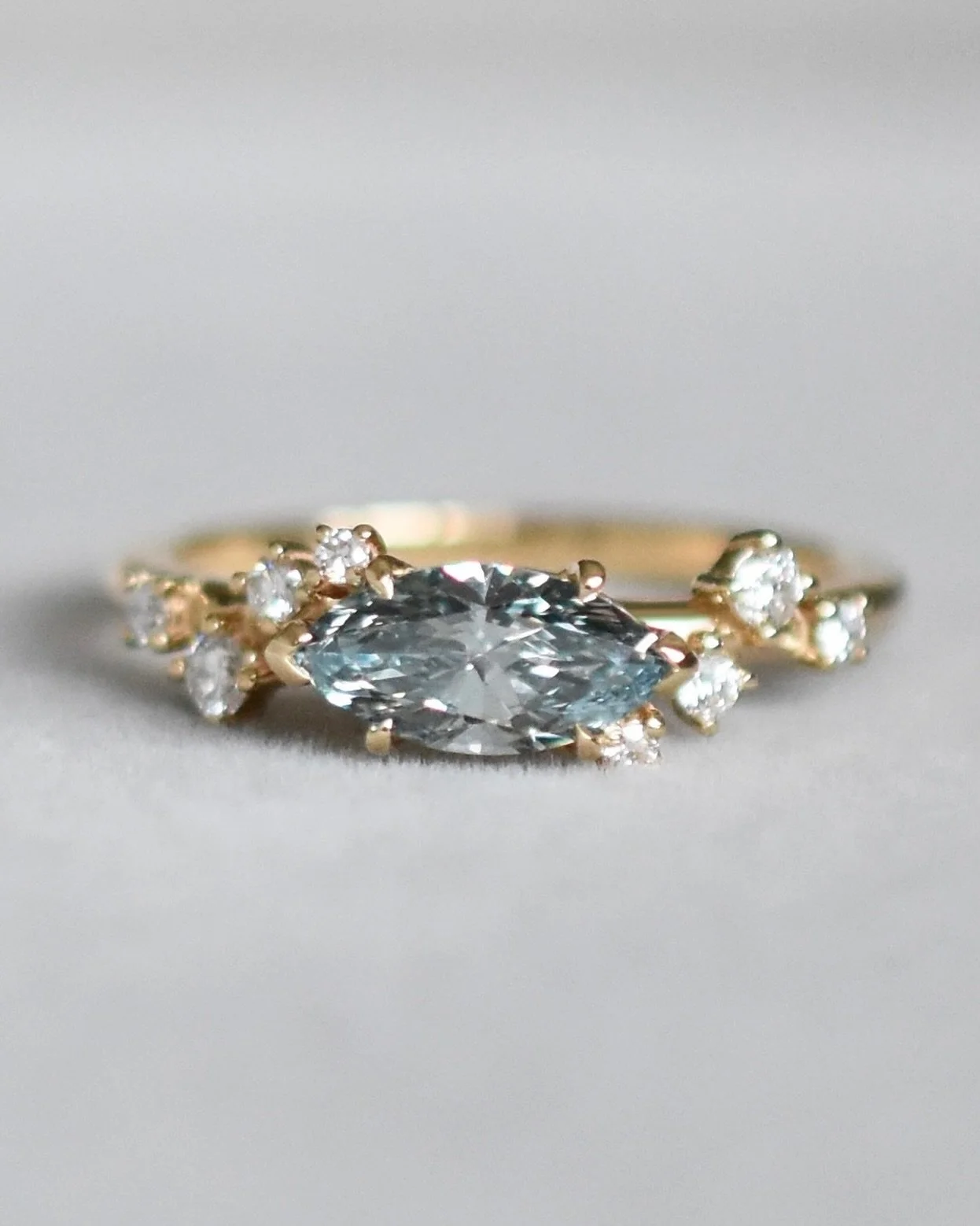 No Monday blues, just blue diamonds 💙💎