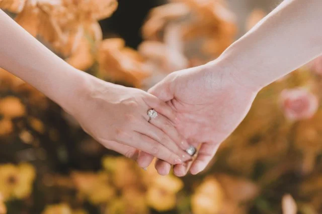 5 Common Misconceptions About Engagement Rings Debunked
