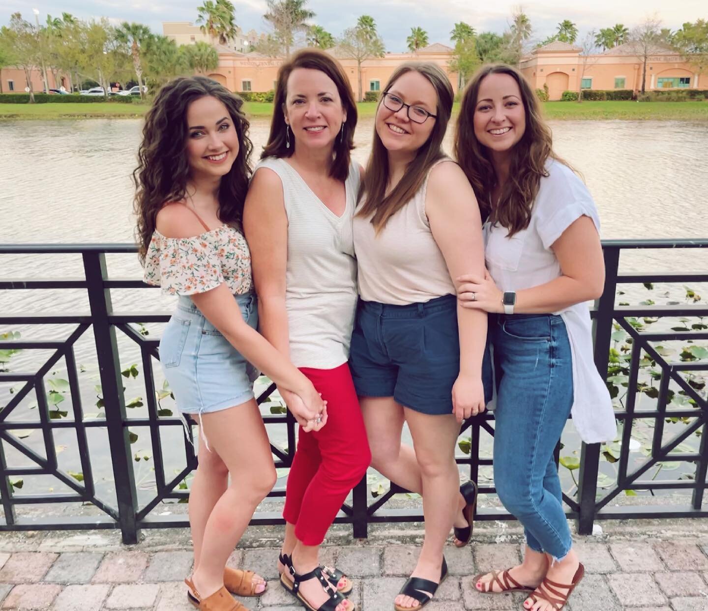 King Gals all in one spot for an evening! &hearts;️