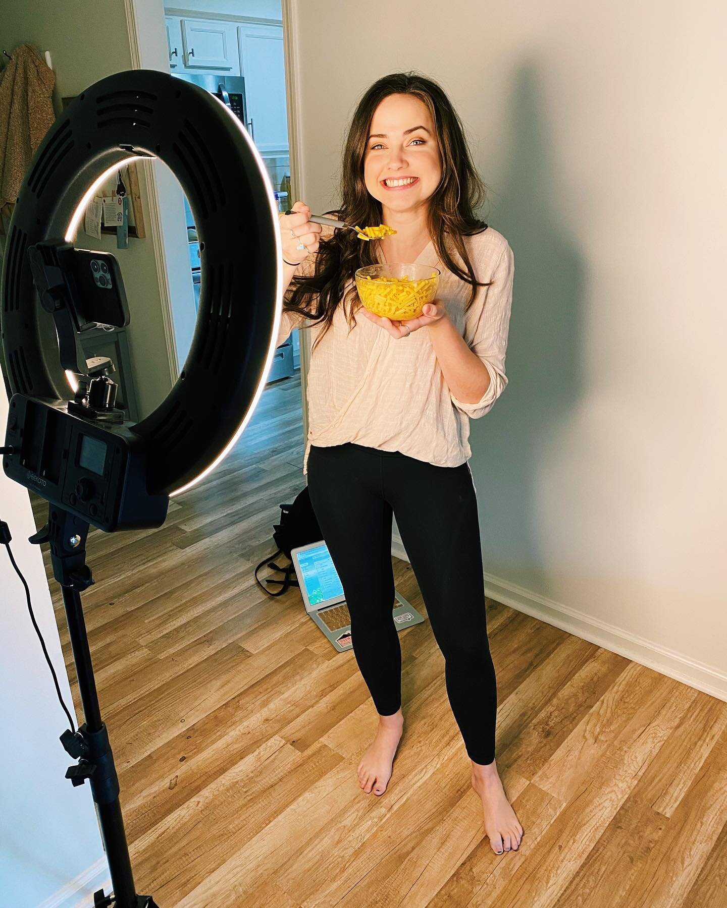When it takes too long for them to let you in to the virtual audition room so you make Mac n&rsquo; Cheese 🧀