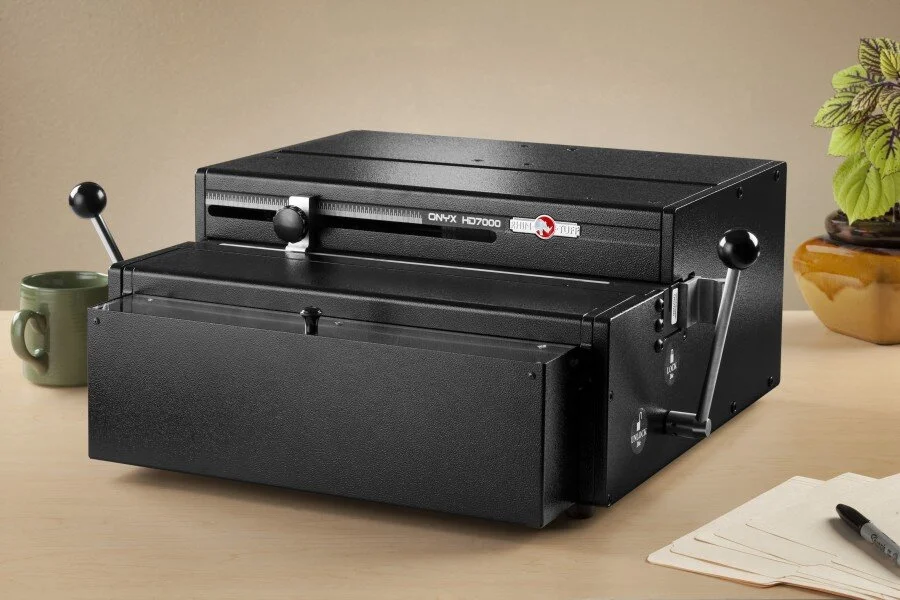 1-onyx-hd7000-comb-wire-spiral-plastic-coil-punching-machine.jpg
