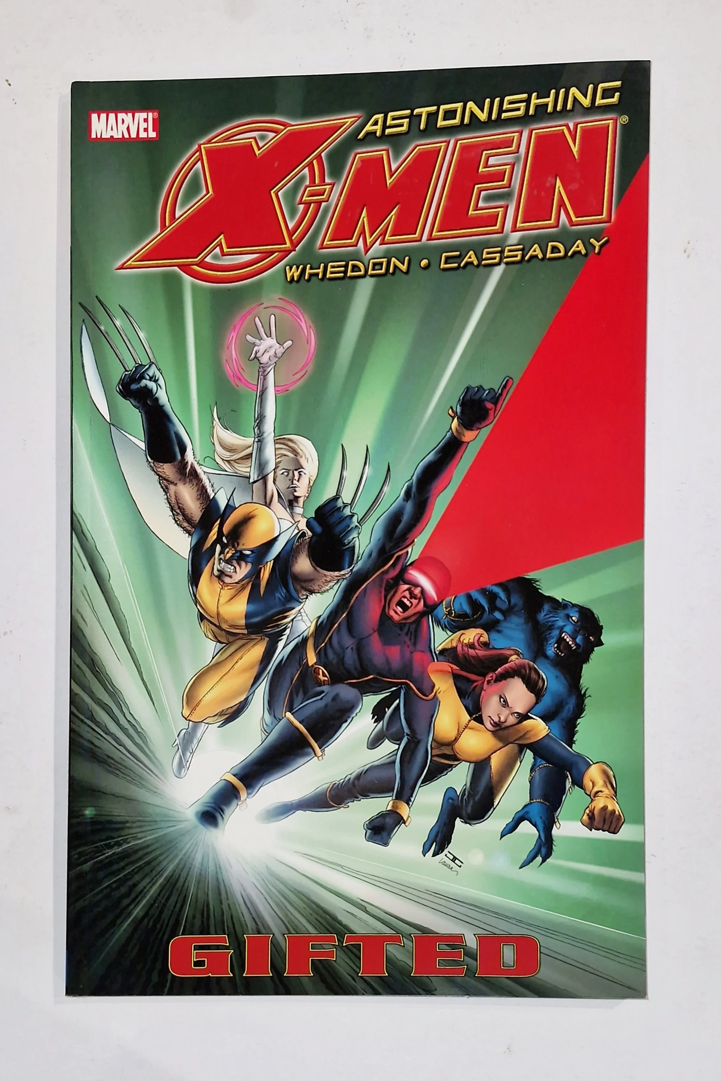 Astonishing X-Men (Gifted) (Graphic Novel) - Vol 1