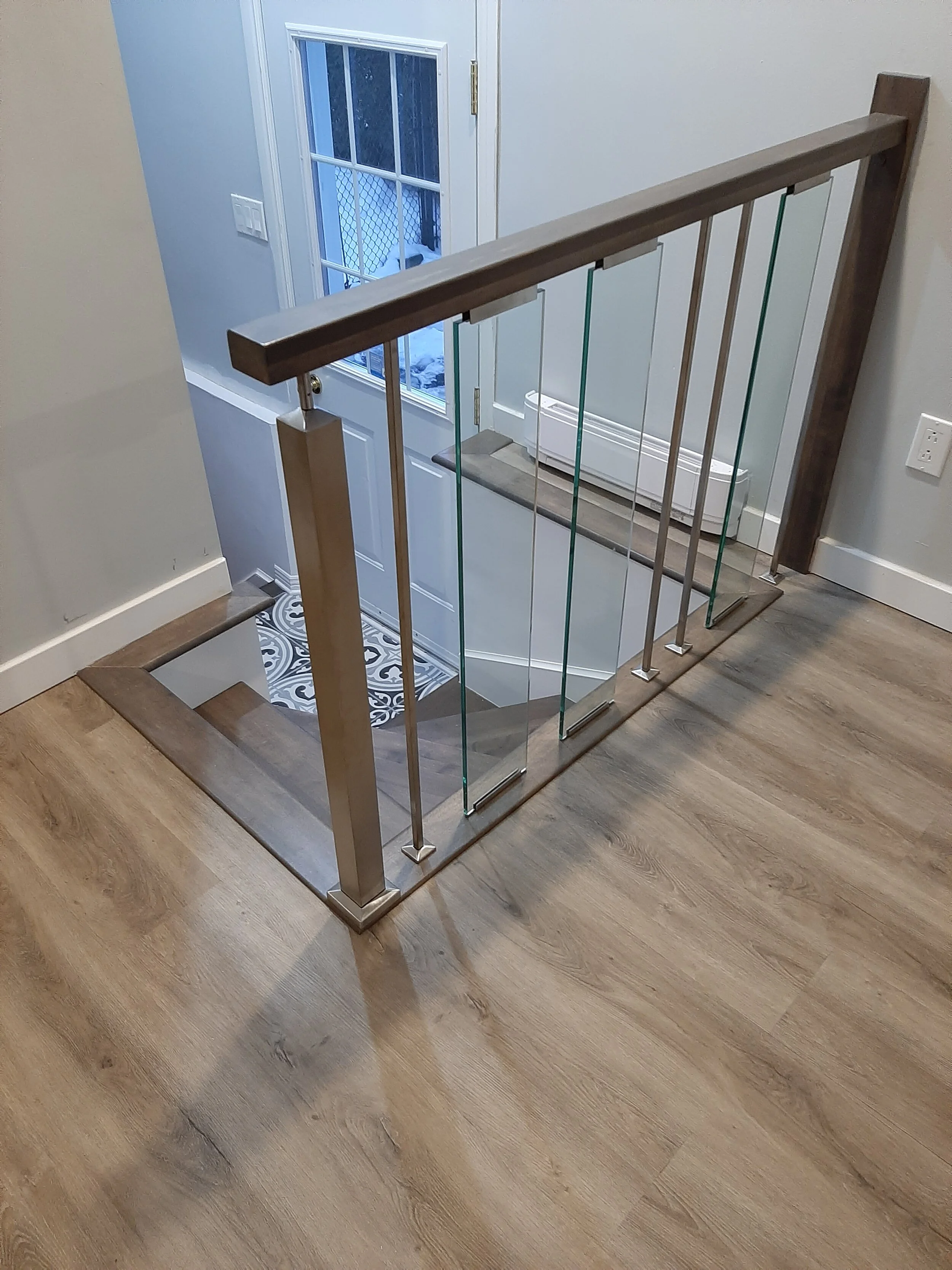 MKL Rénovation et Finition Inc. | Réalisation de l'escalier et des rampes