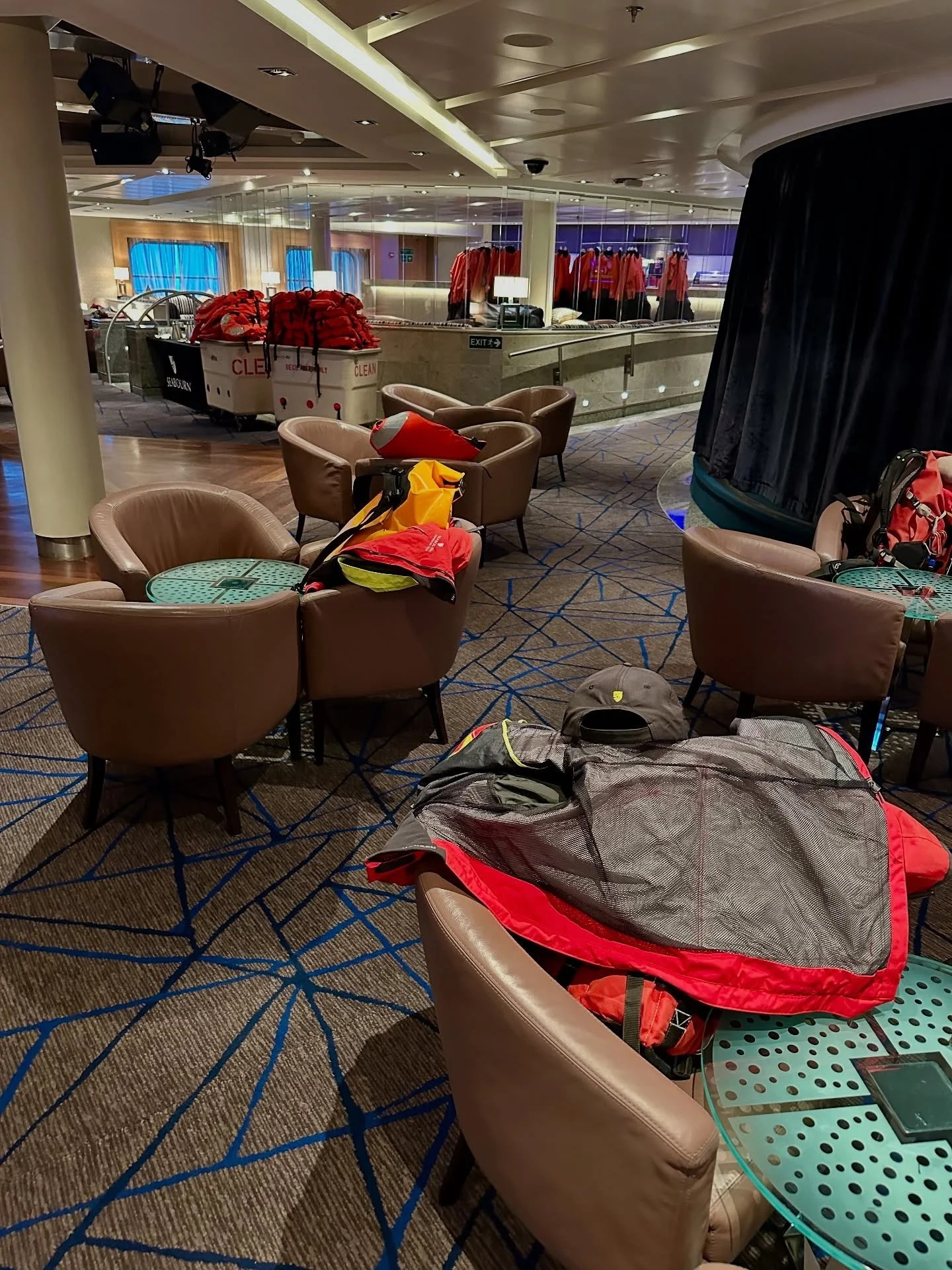 The evolution of a morning at the Inian Islands.