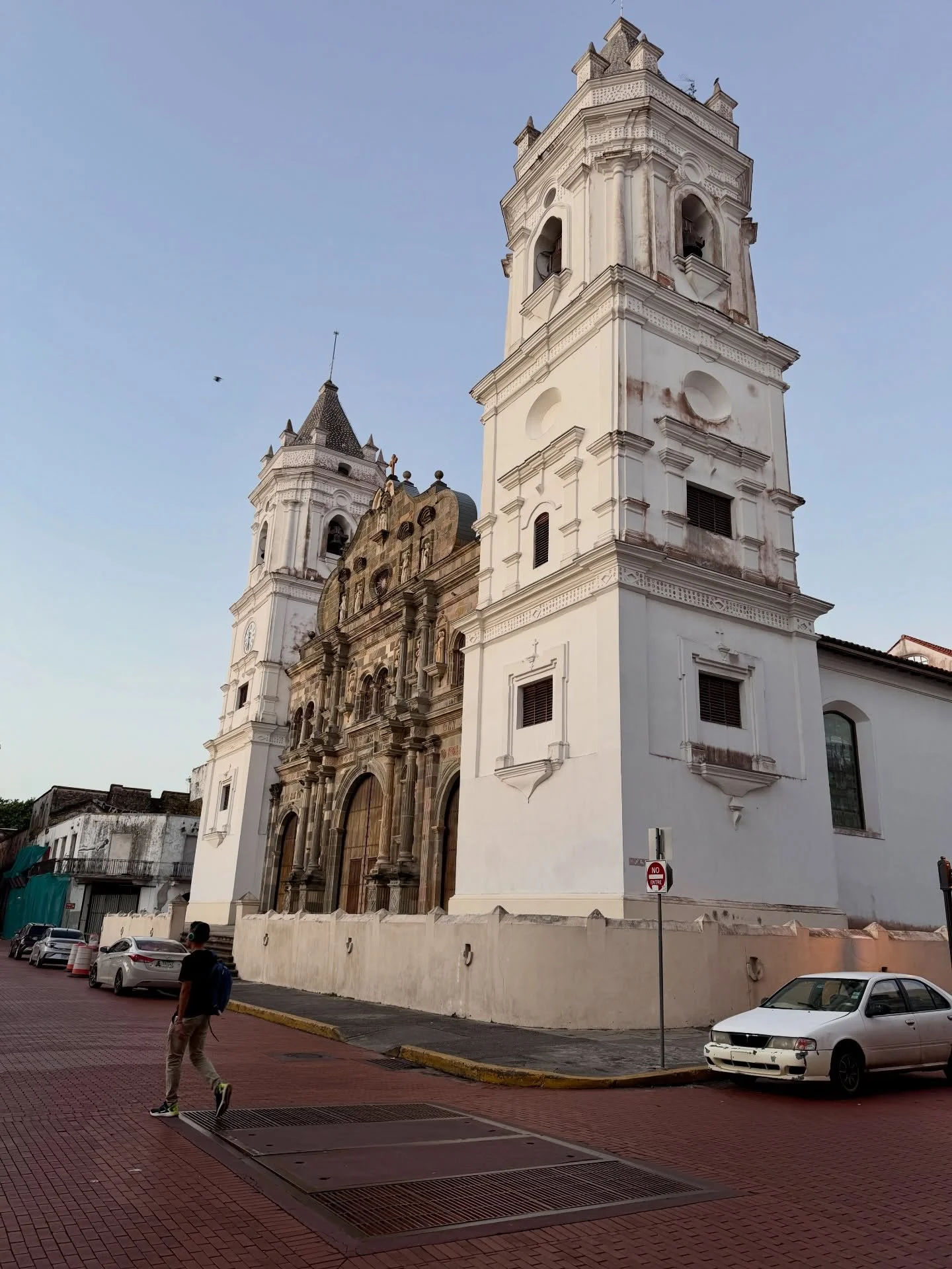 Casco Antigua, Panama City - first thoughts. Running on fumes after the red-eye. Time for a power nap, then NYE mode activated.