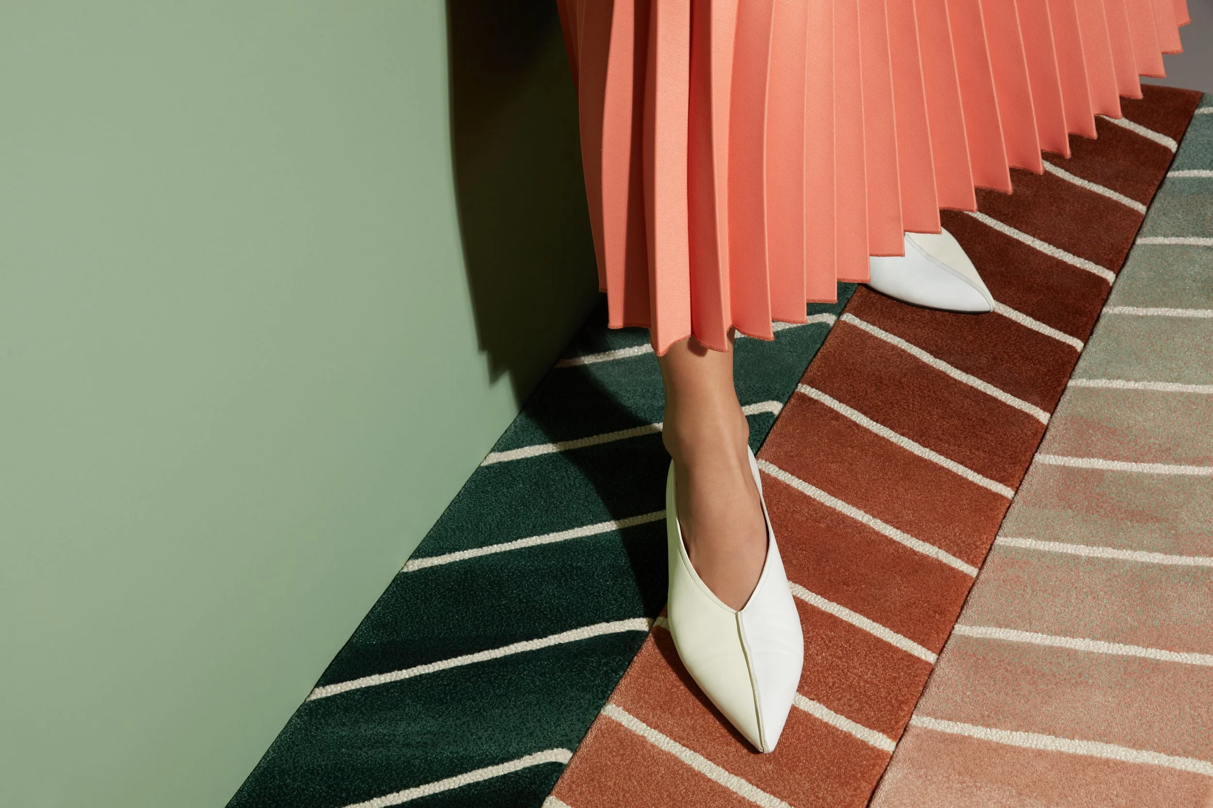 DESIGN EXPERTISE MEETS COLOUR MASTERY: A VISUAL COLLABORATION WITH ANNA MULLER