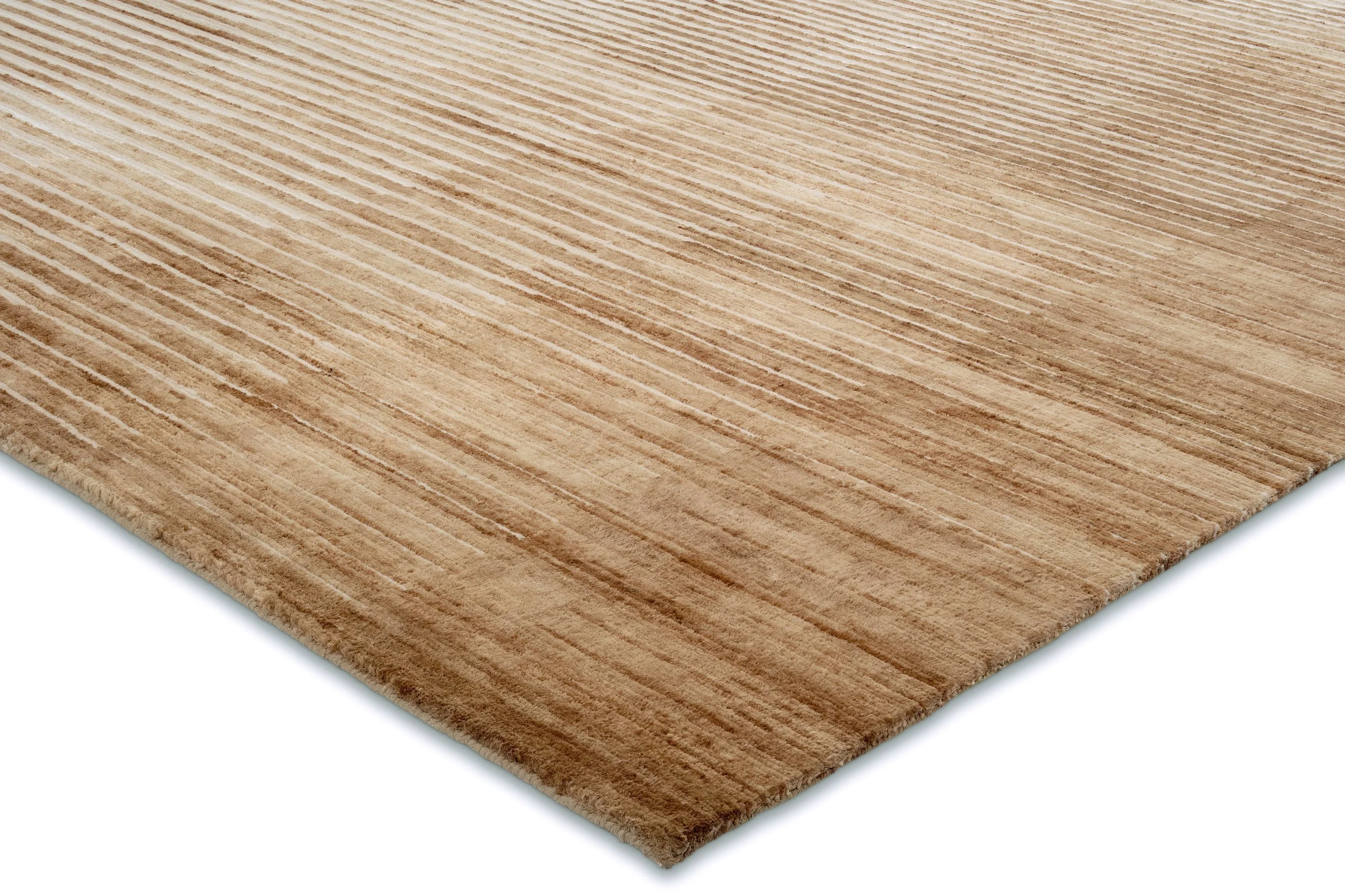 Stria-Natural-CornerShot-Handknotted-Loominary-CreativeMattersInc.jpg