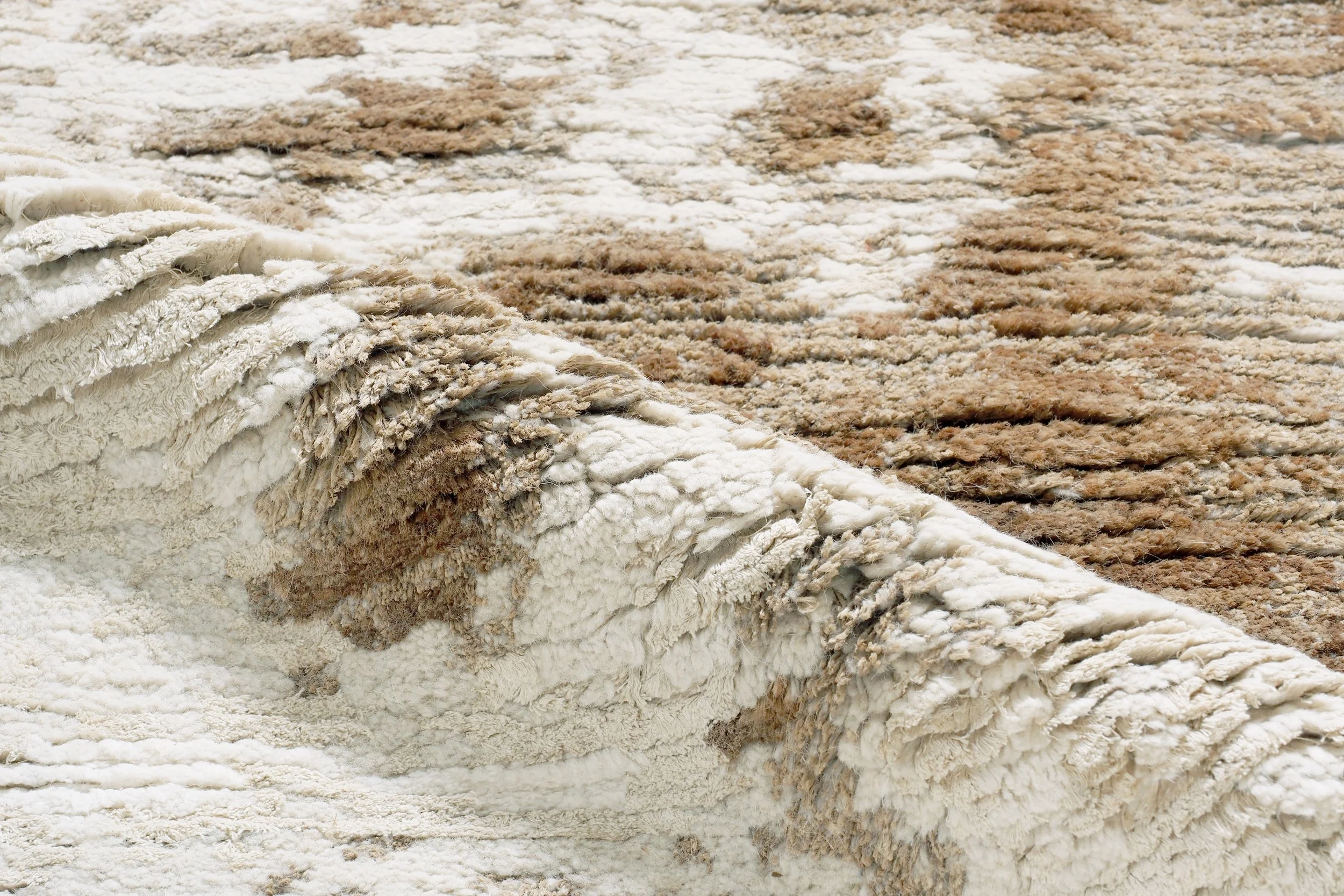 Creya-Natural-Detail1-Handknotted-Loominary-CreativeMattersInc.jpg