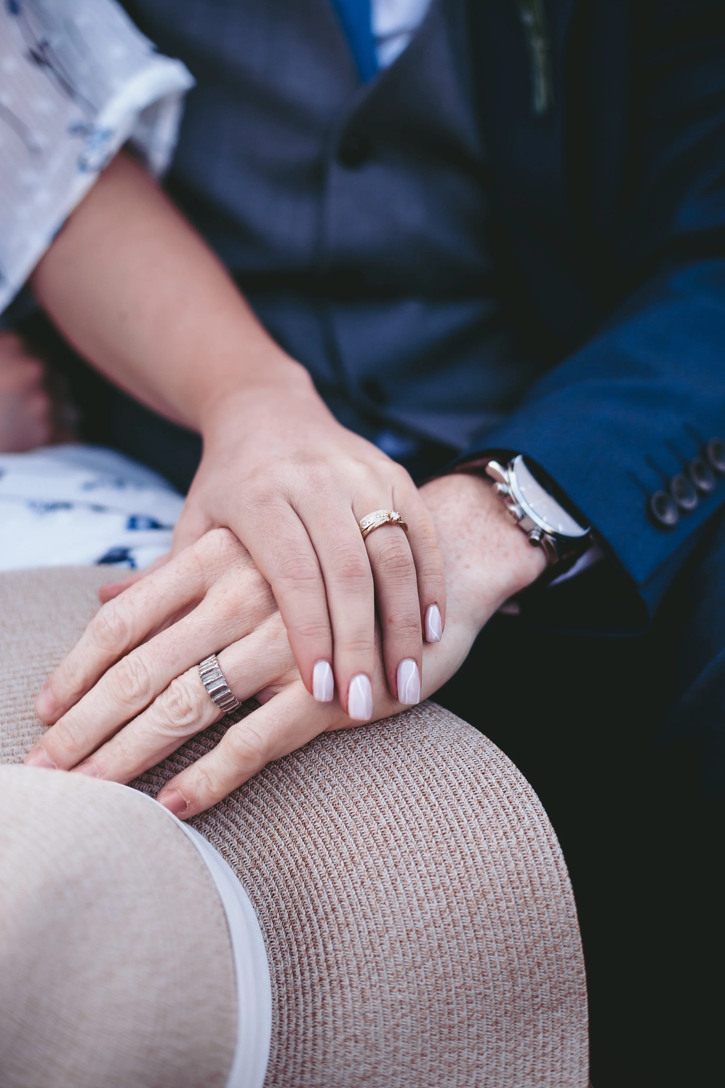 Elopement photography details in Oxford on a boat