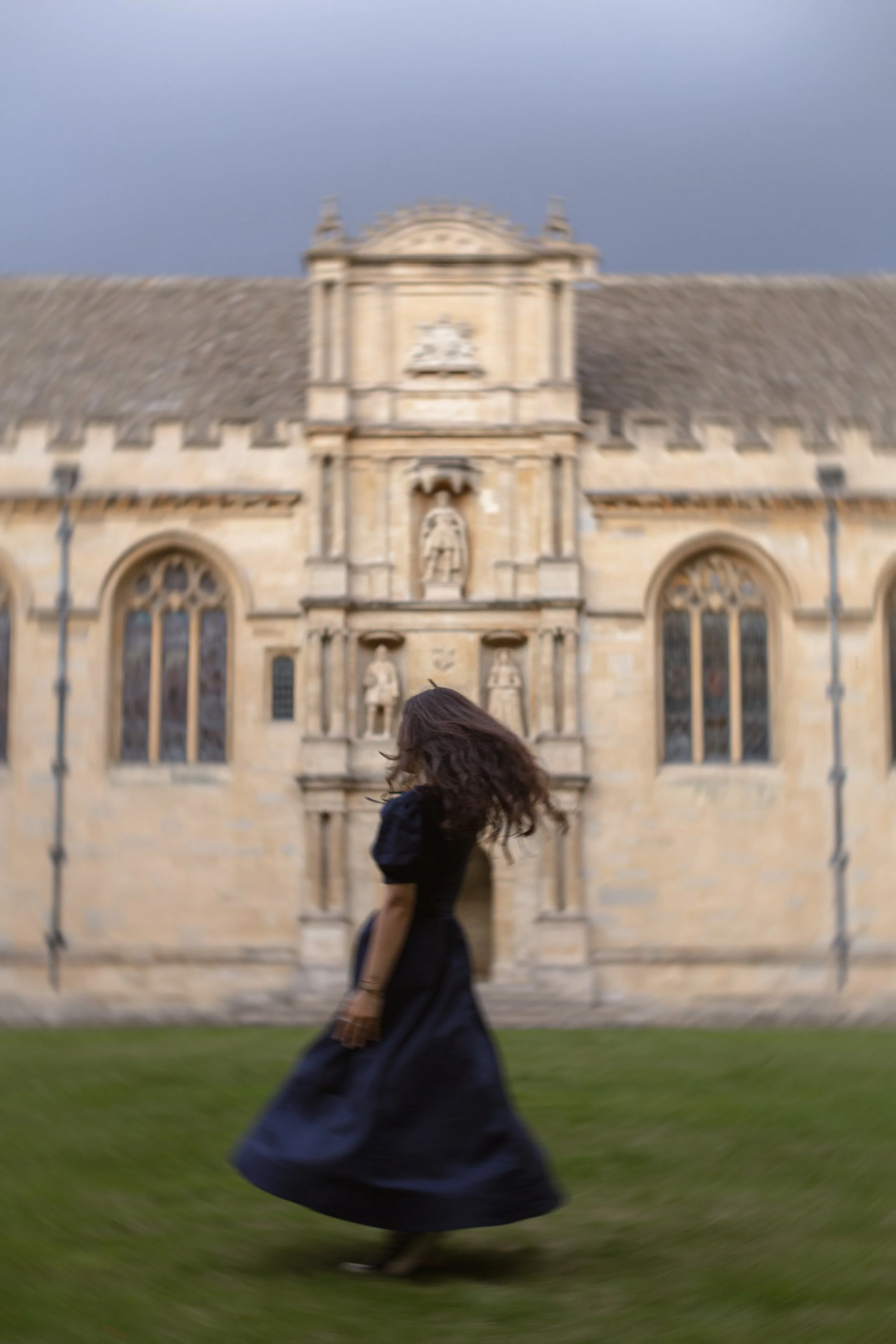 Oxford graduate. Oxford graduation photography in the UK. Graduation photographer