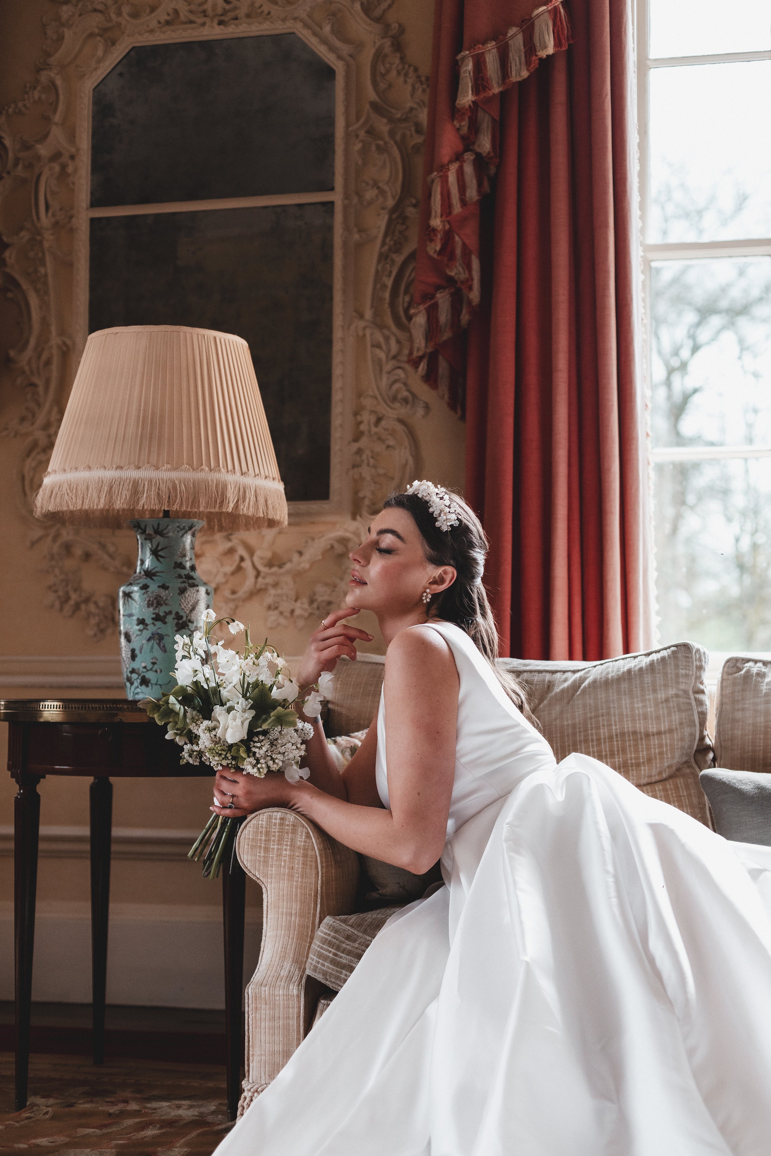Bridal editorial photography at Cornwell Manor with Mara Marie Bridal