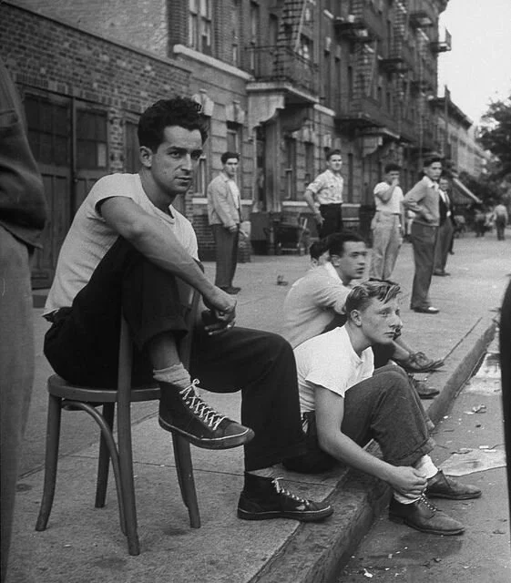 Waiting: Esther Cohen