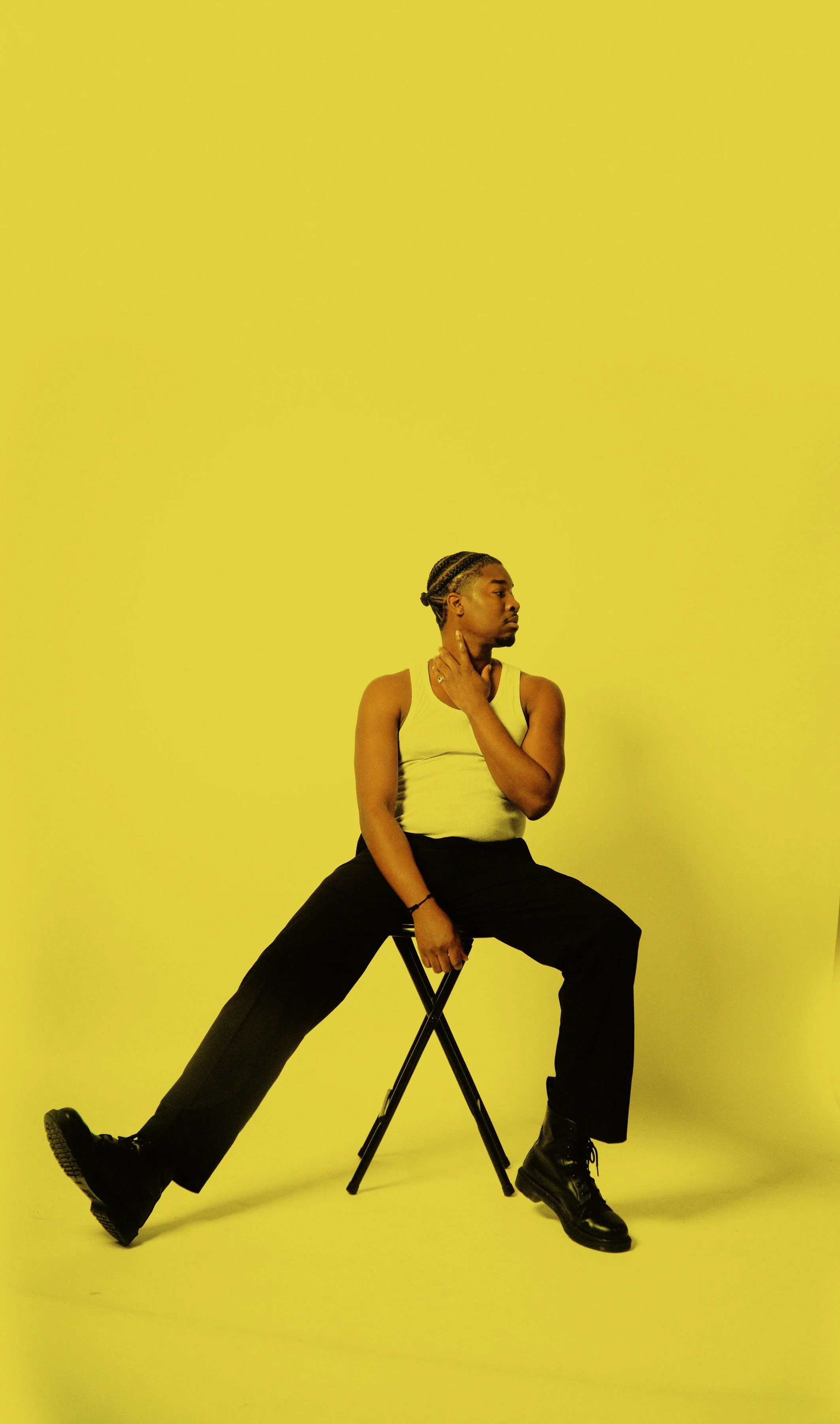 Joseph valente A Good Time Yellow chair leg out.JPG