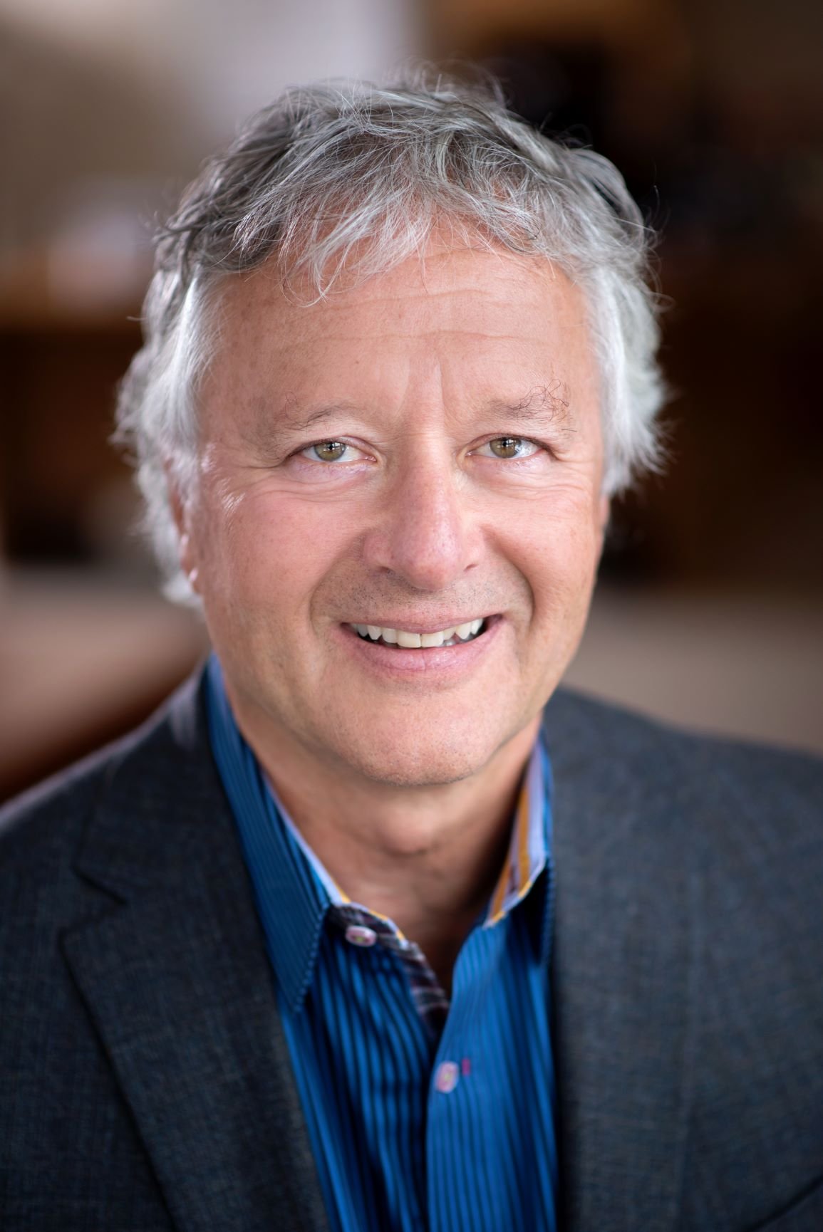  Robert	Hollis  
 President  
 Spire Center for Performing Arts  
270 cap