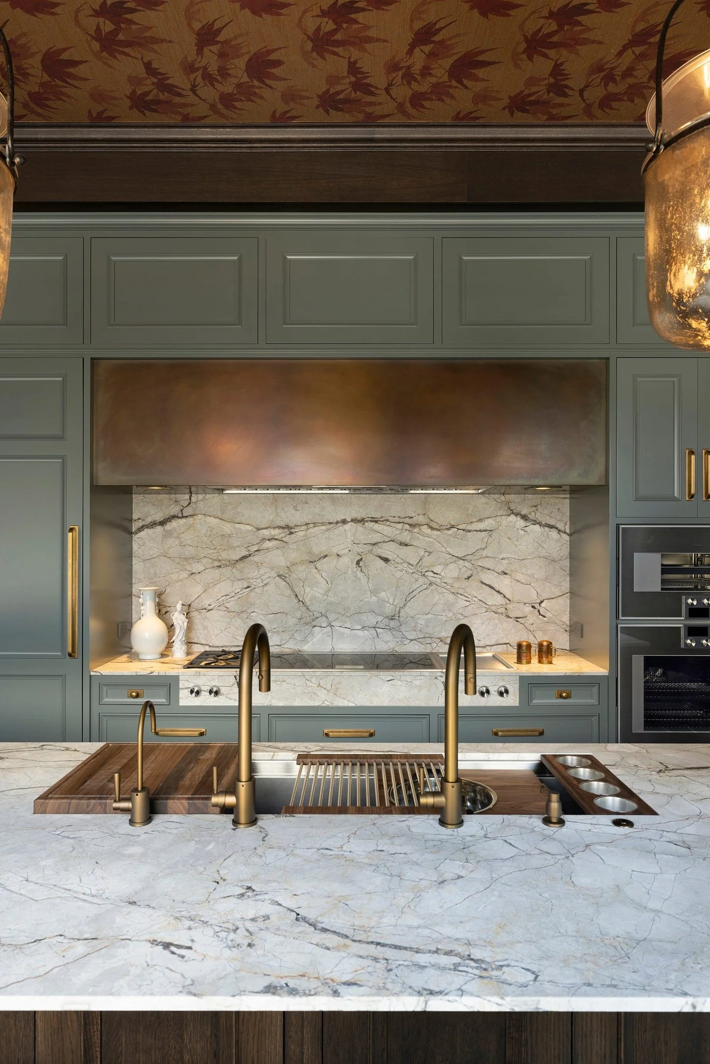 Reminiscing 💫⁣
⁣
It&rsquo;s hard to believe the 𝘗𝘪𝘭𝘭𝘴𝘣𝘶𝘳𝘺 𝘊𝘢𝘴𝘵𝘭𝘦 tour was over a year ago. We&rsquo;re still in awe of the craftsmanship, collaboration, and creativity that brought this remarkable kitchen to life.⁣
⁣
A heartfelt thank
