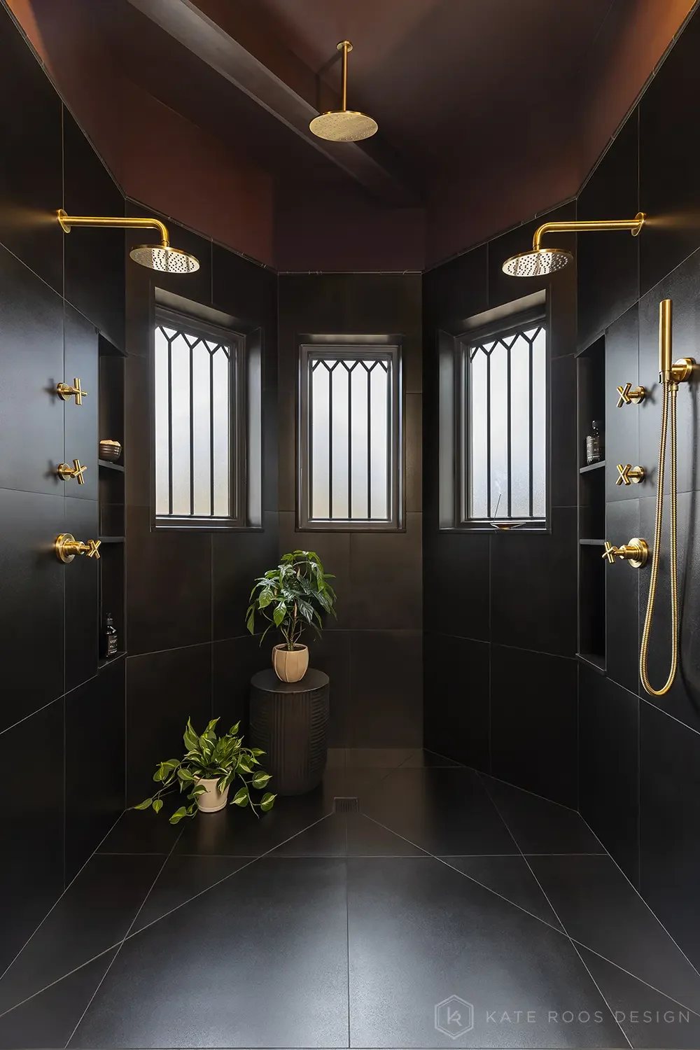 KateRoosDesogn-MinneapolisInteriorDesign-Shower_.webp